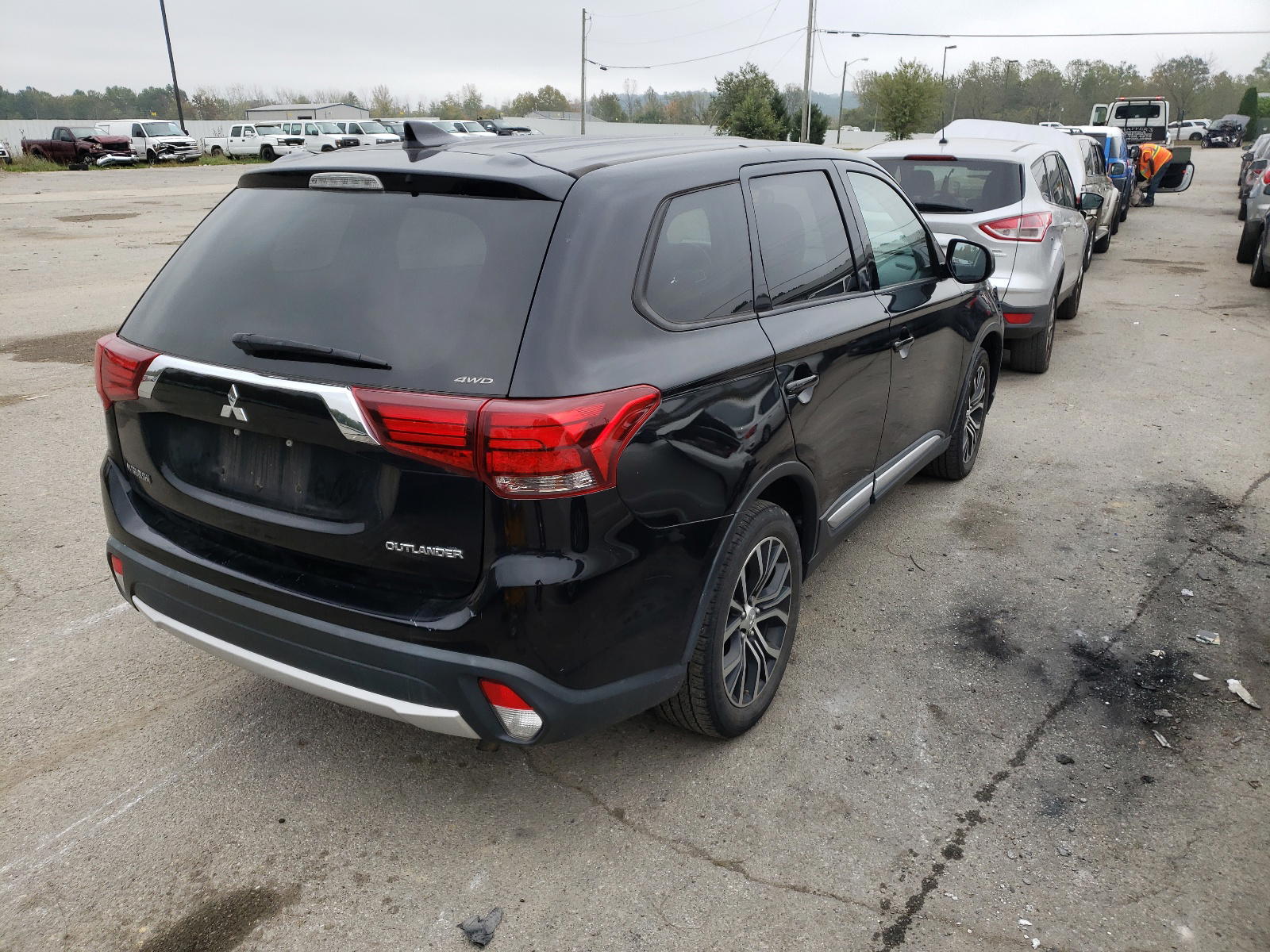 Photo 4 from auction – 2017 MITSUBISHI OUTLANDER with VIN JA4AZ2A34HZ056894