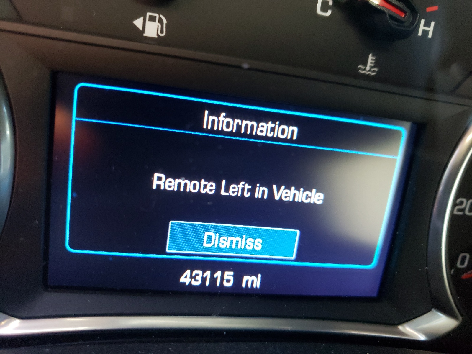 Photo 8 from auction – 2019 CHEVROLET EQUINOX LT with VIN 2GNAXKEV3K6130033