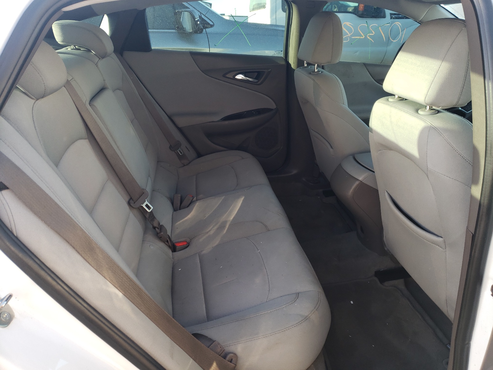 Photo 6 from auction – 2017 CHEVROLET MALIBU LS with VIN 1G1ZB5ST3HF141474