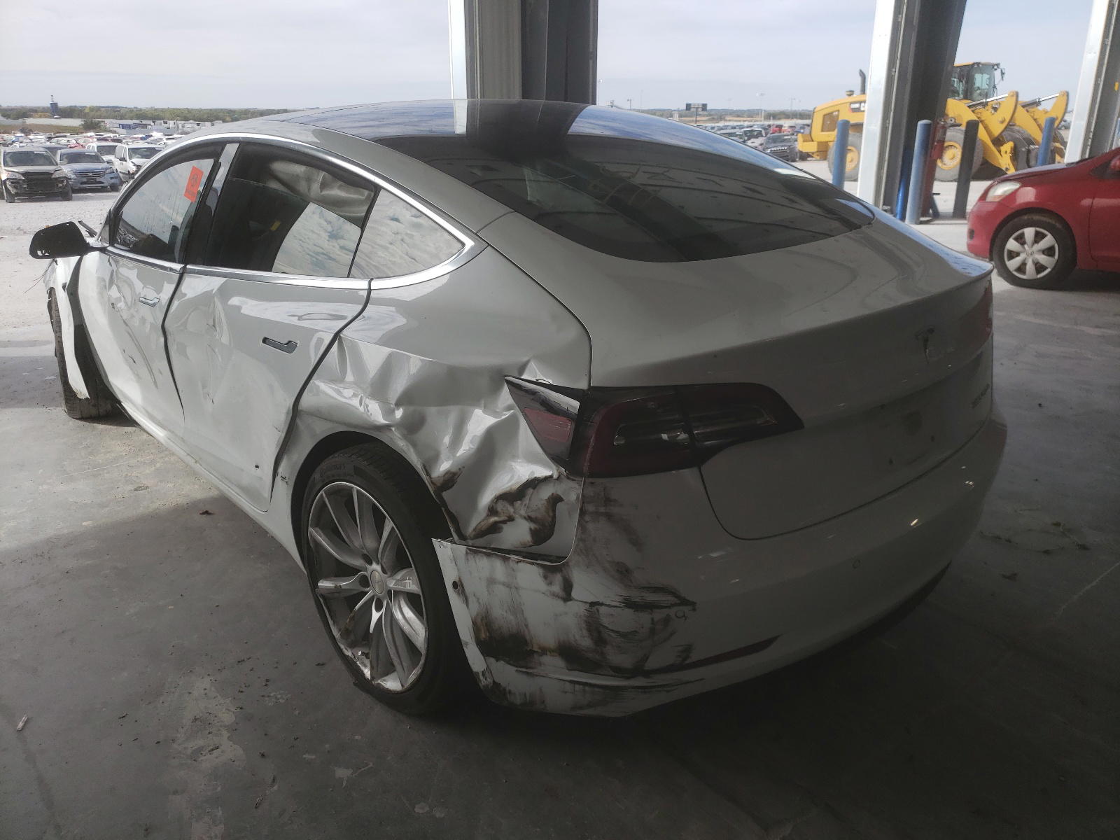 Photo 3 from auction – 2018 TESLA MODEL 3 with VIN 5YJ3E1EB0JF099968