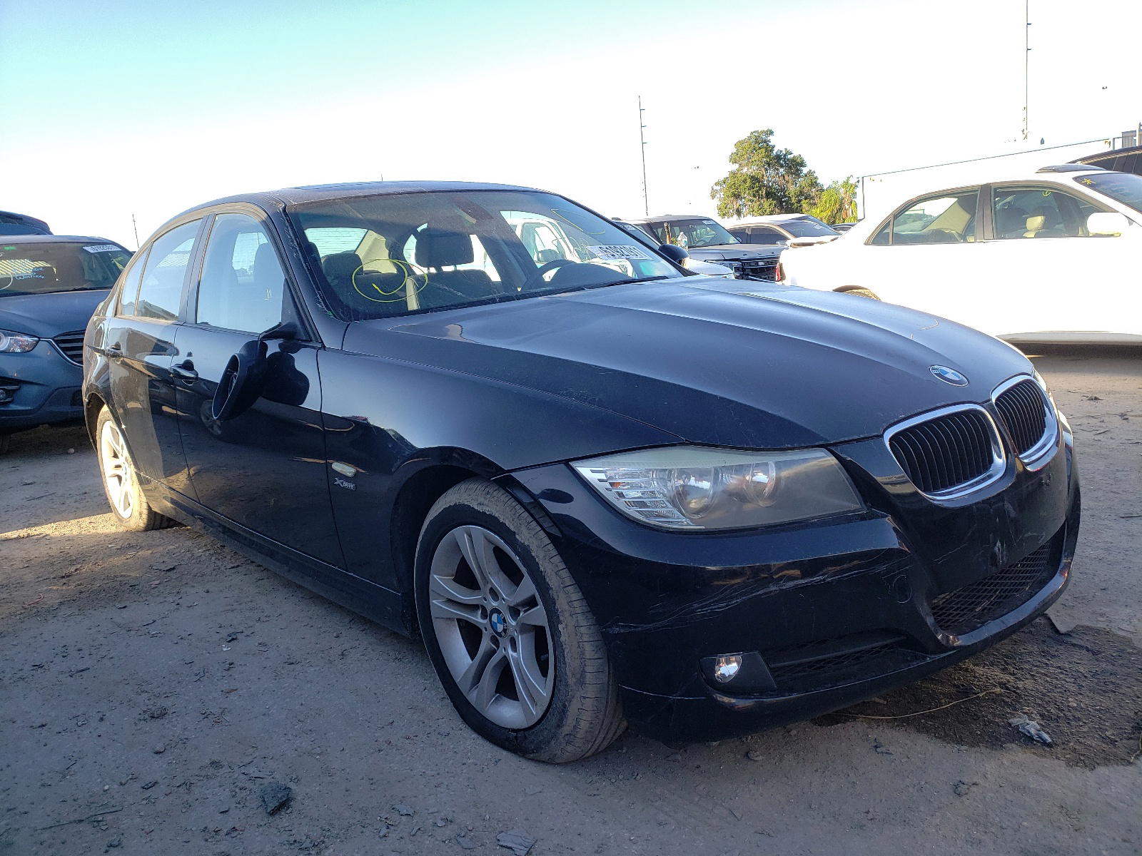 BMW 328 XI 2011 with VIN WBAPK7C50BF086724 - Photo from auction