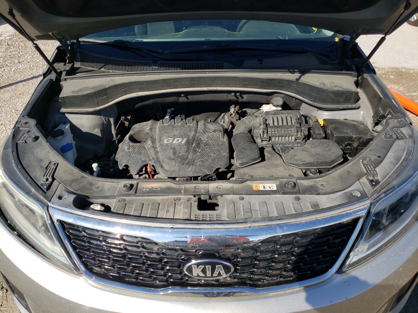 Photo 7 from auction – 2015 KIA SORENTO LX with VIN 5XYKT3A69FG646421