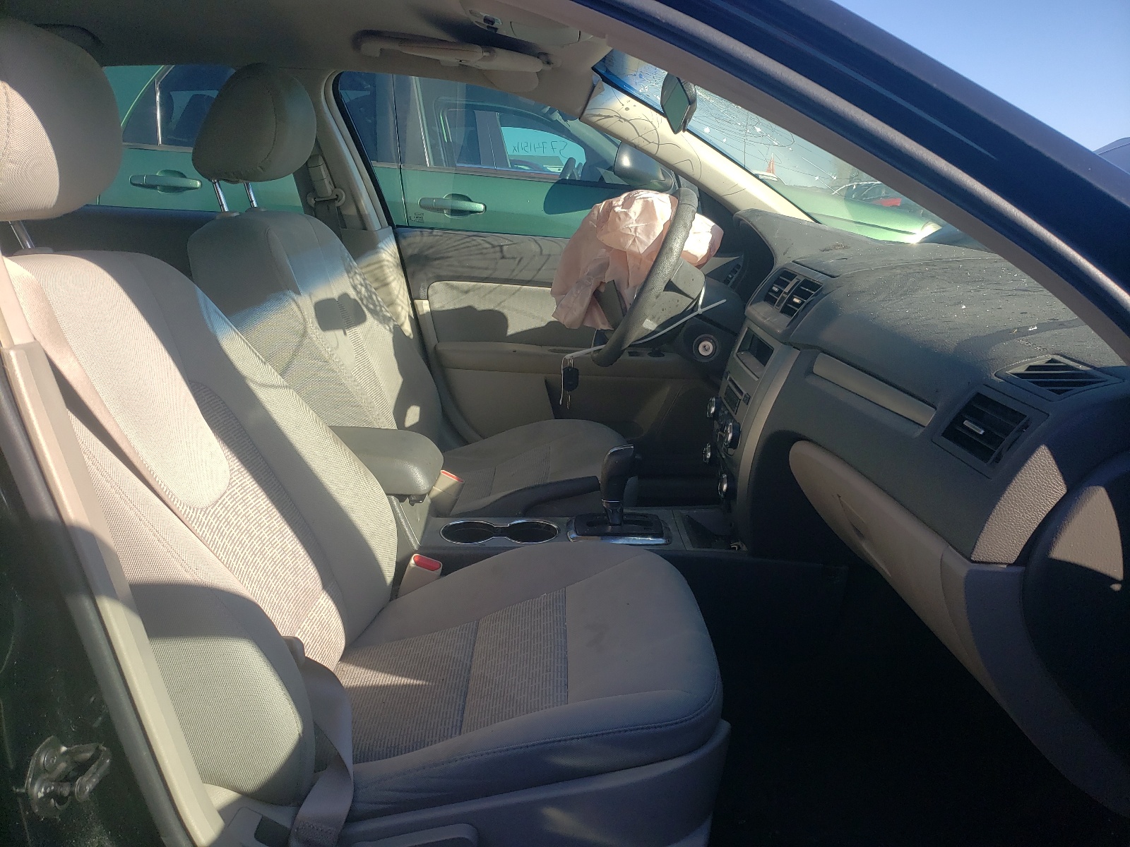 Photo 5 from auction – 2012 FORD FUSION S with VIN 3FAHP0GA9CR118085