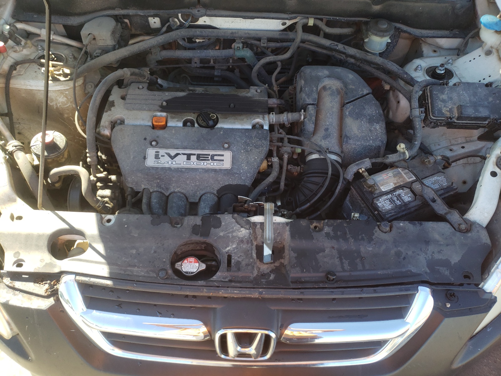 Photo 7 from auction – 2002 HONDA CR-V LX with VIN JHLRD68452C005608