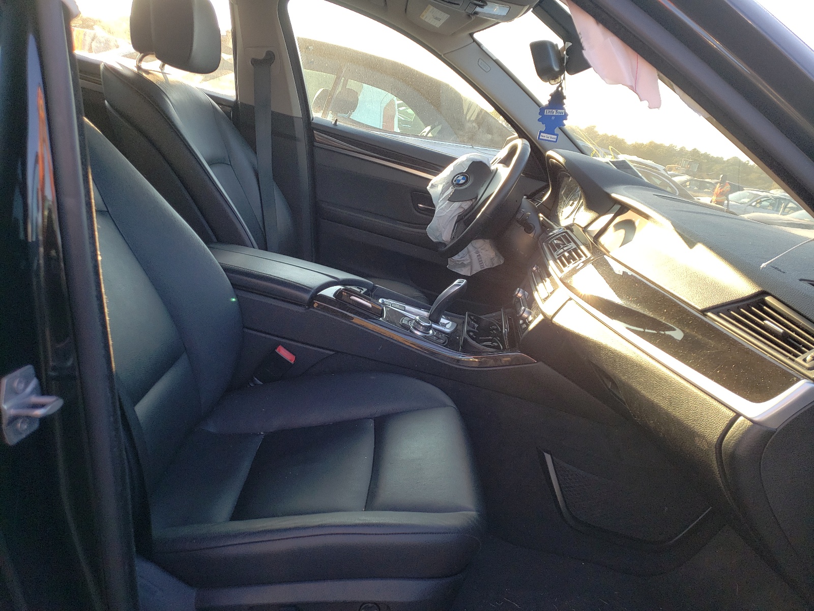 Photo 5 from auction – 2013 BMW 528 XI with VIN WBAXH5C51DD108750