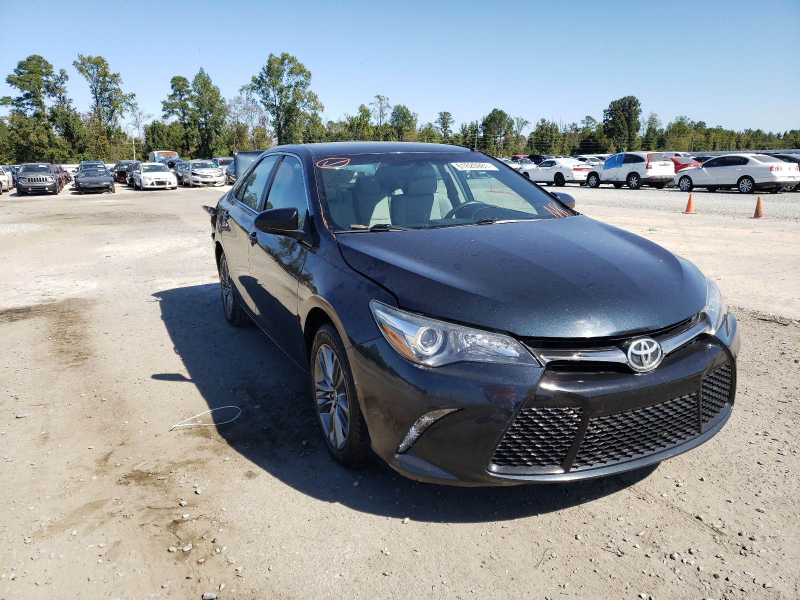 TOYOTA CAMRY LE 2015 with VIN 4T1BF1FK2FU481372 - Photo from auction