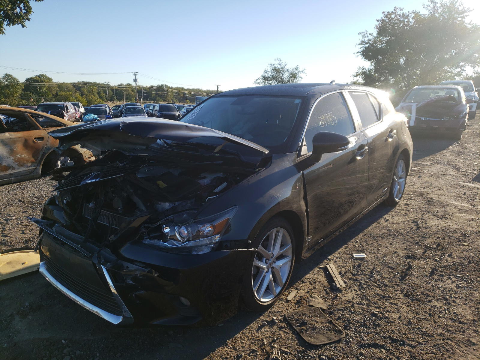 Photo 2 from auction – 2017 LEXUS CT 200 with VIN JTHKD5BH7H2295349
