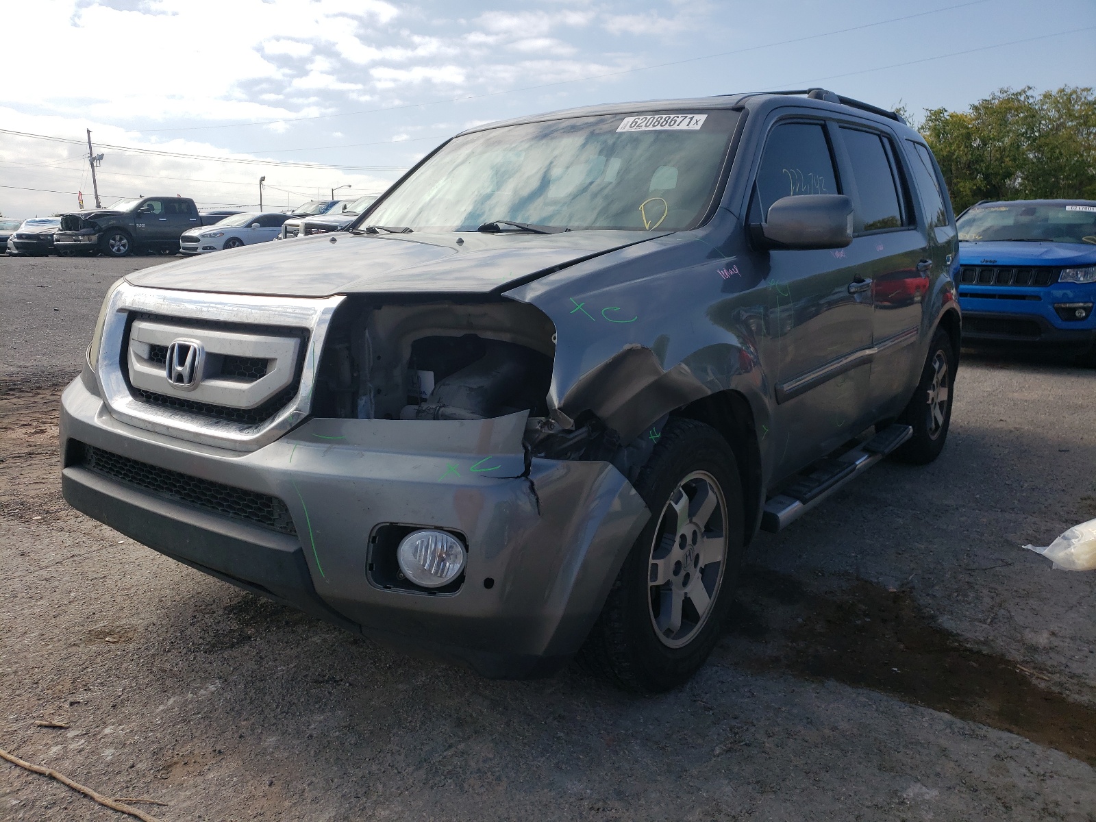 Photo 2 from auction – 2009 HONDA PILOT TOUR with VIN 5FNYF48949B036378