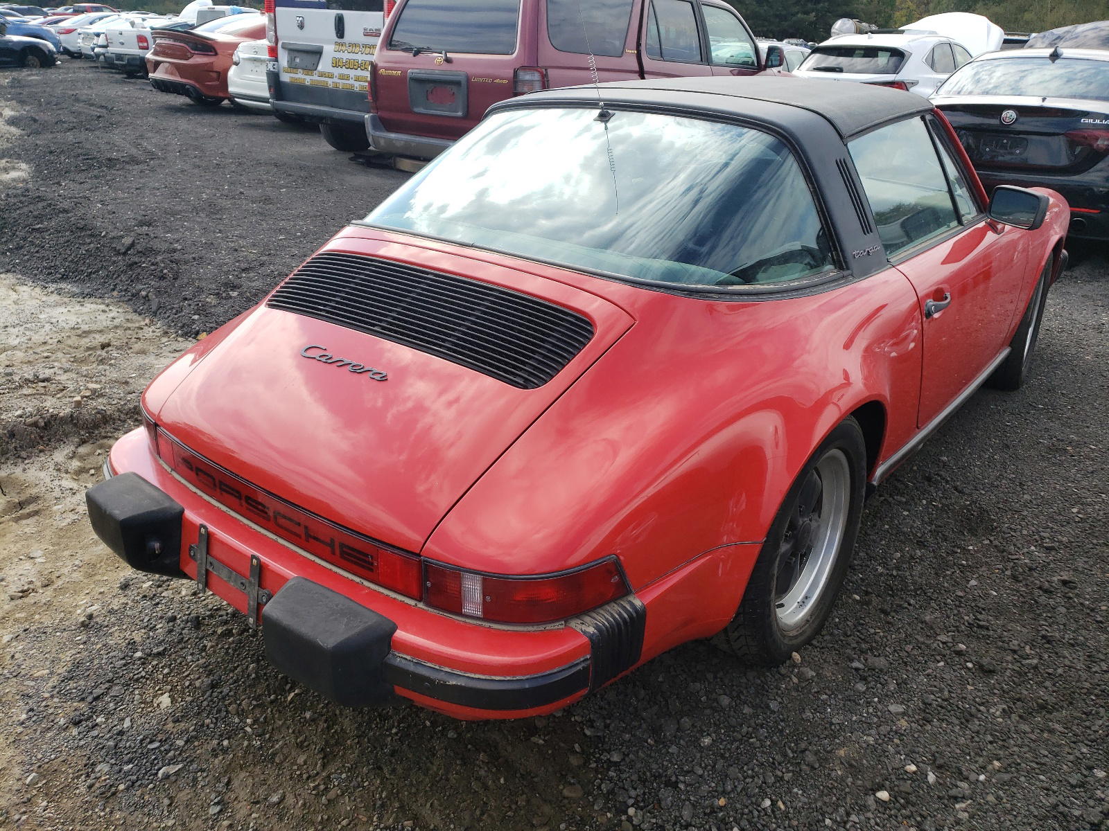 Photo 4 from auction – 1985 PORSCHE 911 CARRER with VIN WP0EB0910FS161589