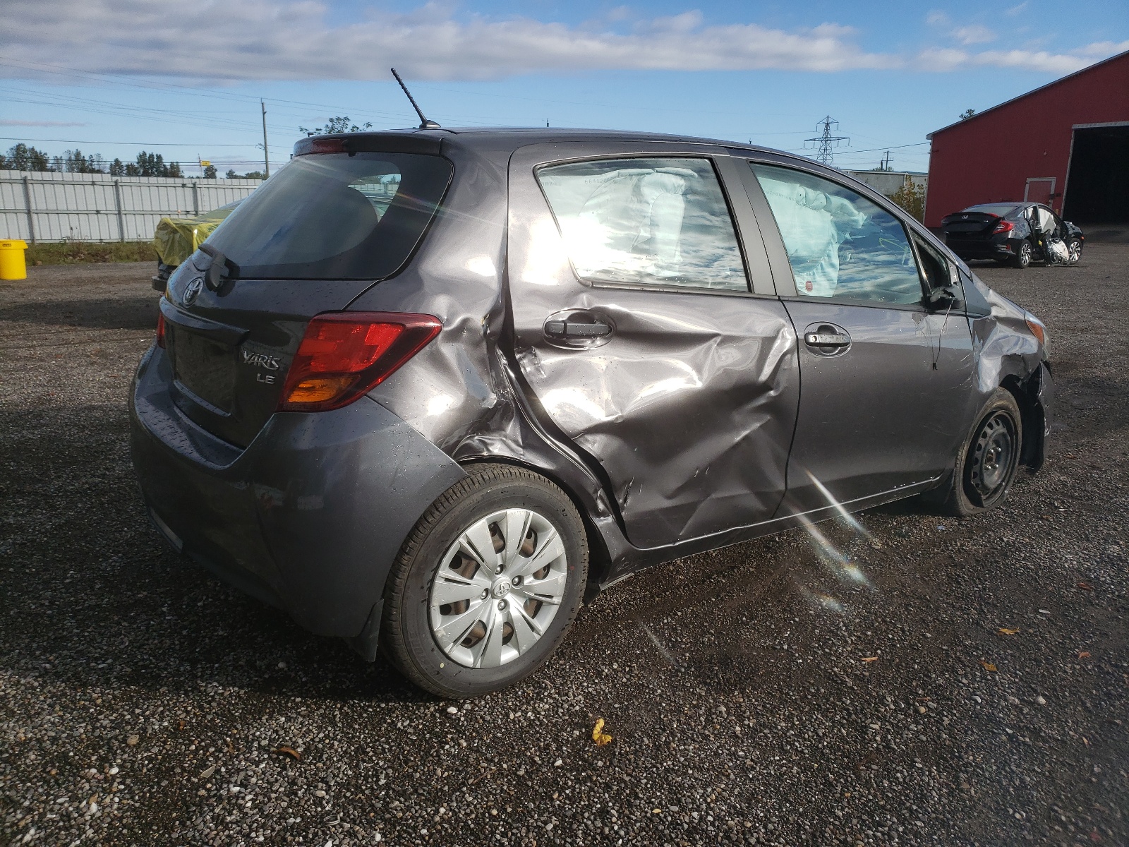 Photo 4 from auction – 2015 TOYOTA YARIS with VIN VNKKTUD32FA037850