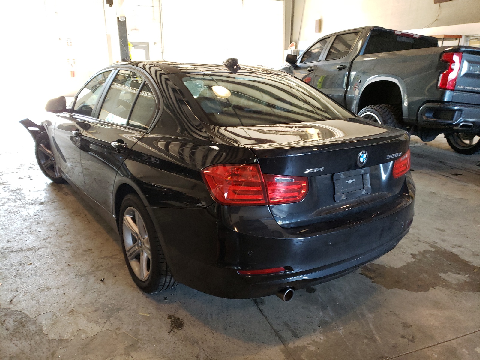 Photo 3 from auction – 2014 BMW 3 SERIES with VIN WBA3D5C51EKX97955