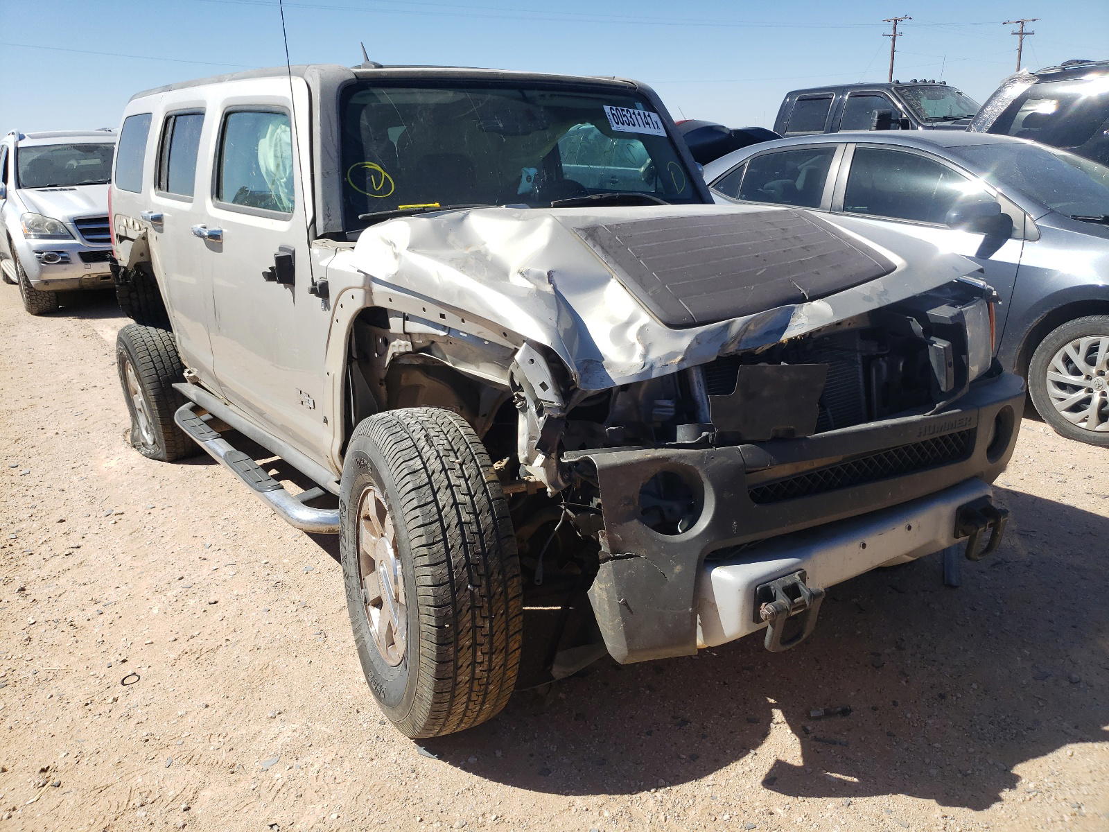 HUMMER H3 2008 with VIN 5GTEN13E588176777 - Photo from auction