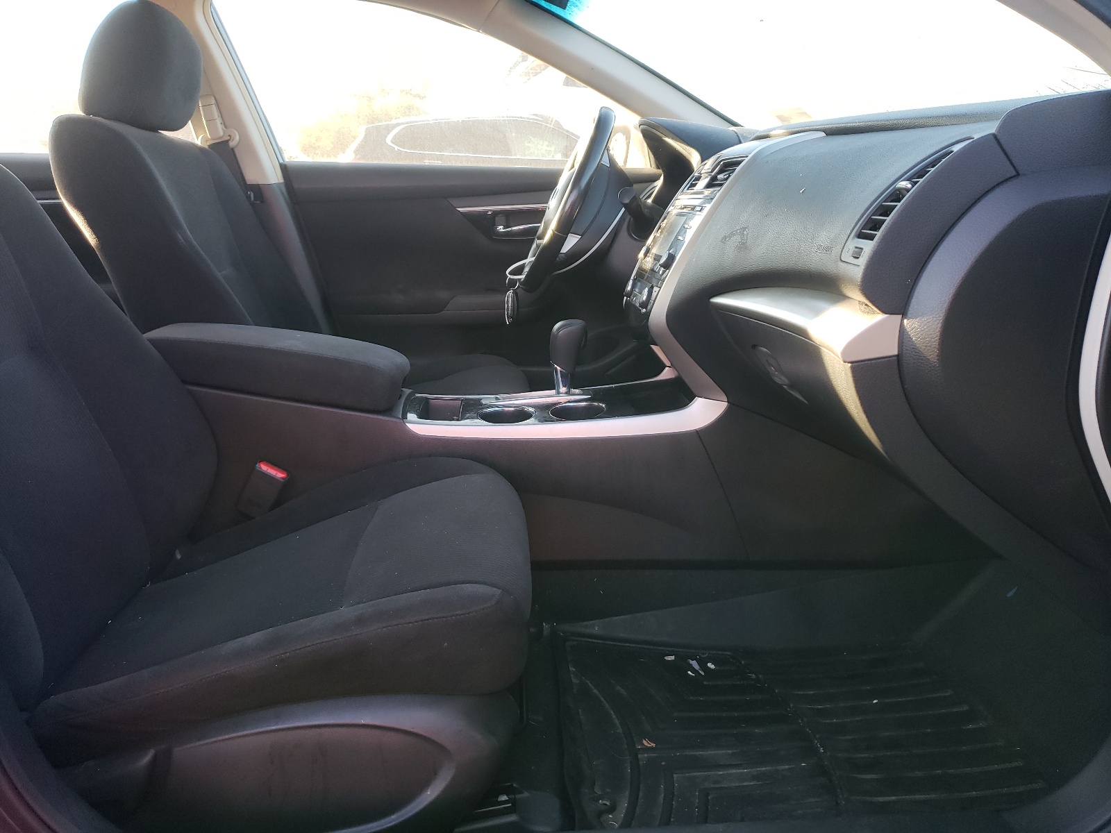 Photo 5 from auction – 2013 NISSAN ALTIMA 2.5 with VIN 1N4AL3AP2DC211669