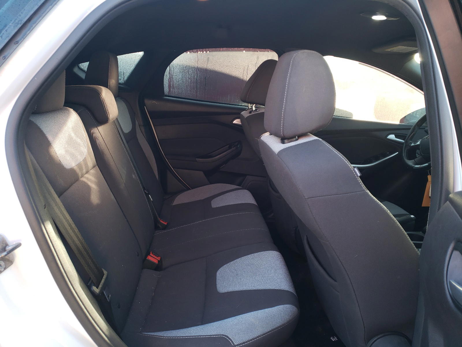 Photo 6 from auction – 2014 FORD 1100 with VIN 1FADP3L94EL166476
