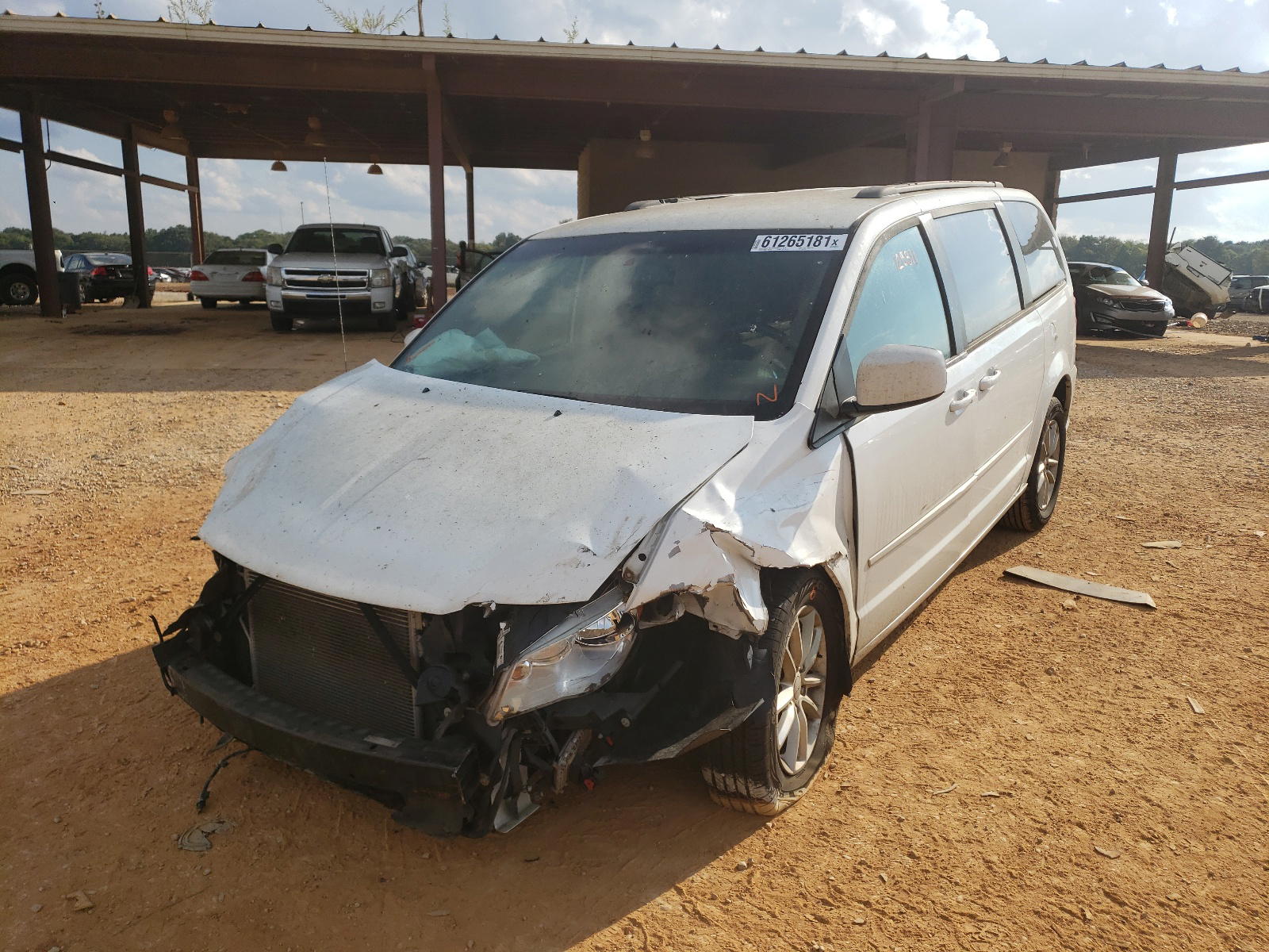 Photo 2 from auction – 2016 DODGE GRAND CARA with VIN 2C4RDGCG6GR357728