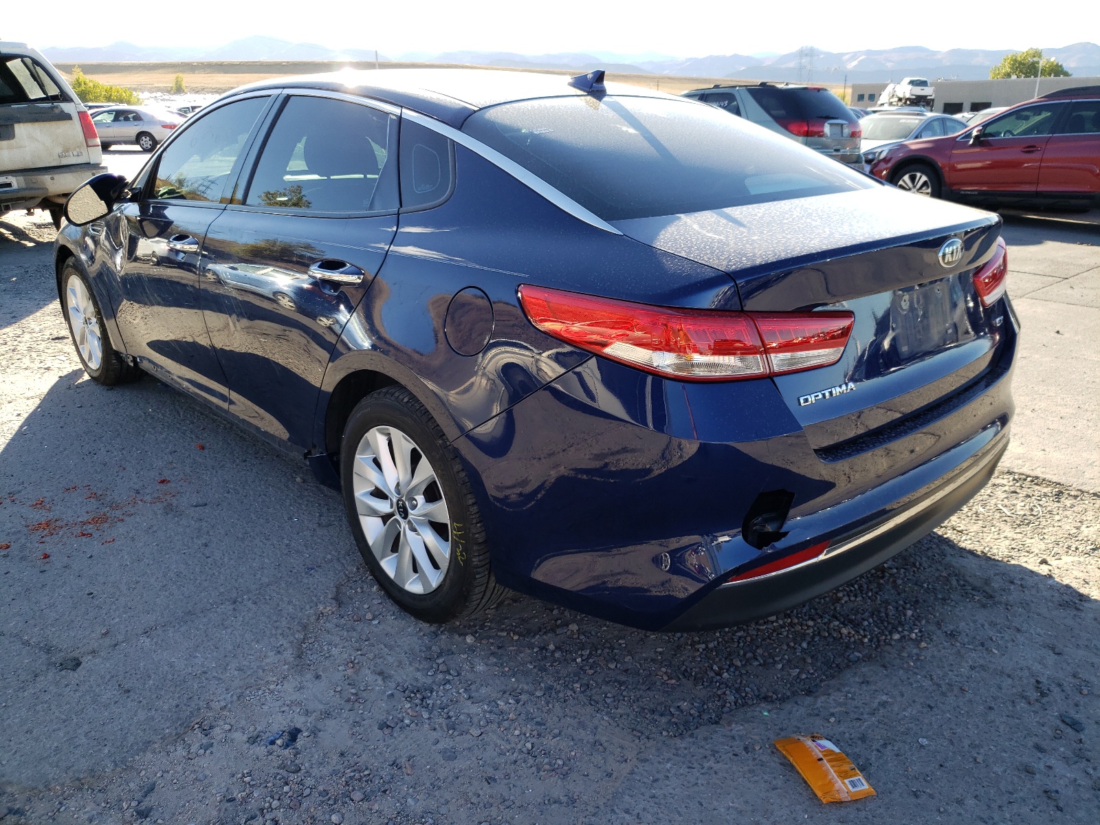 Zdjęcie 3 z aukcji – 2016 KIA OPTIMA EX z VIN 5XXGU4L35GG004800