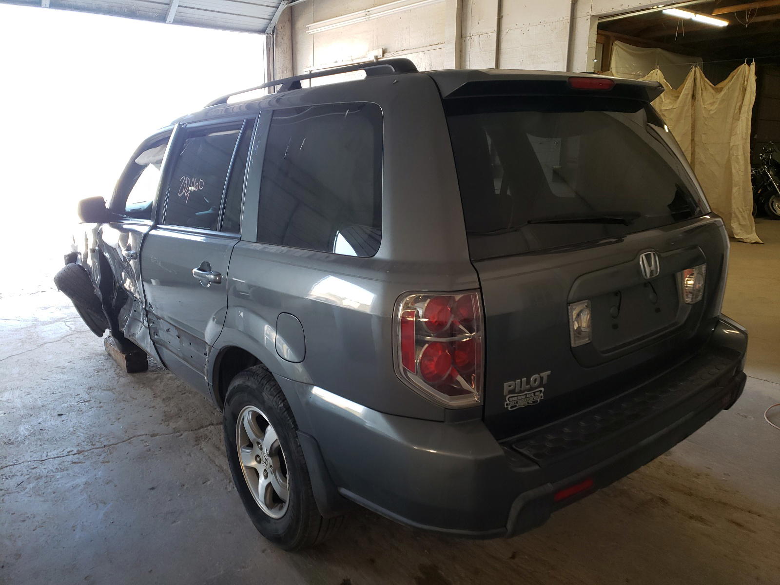 Photo 3 from auction – 2008 HONDA PILOT EXL with VIN 5FNYF28538B006028