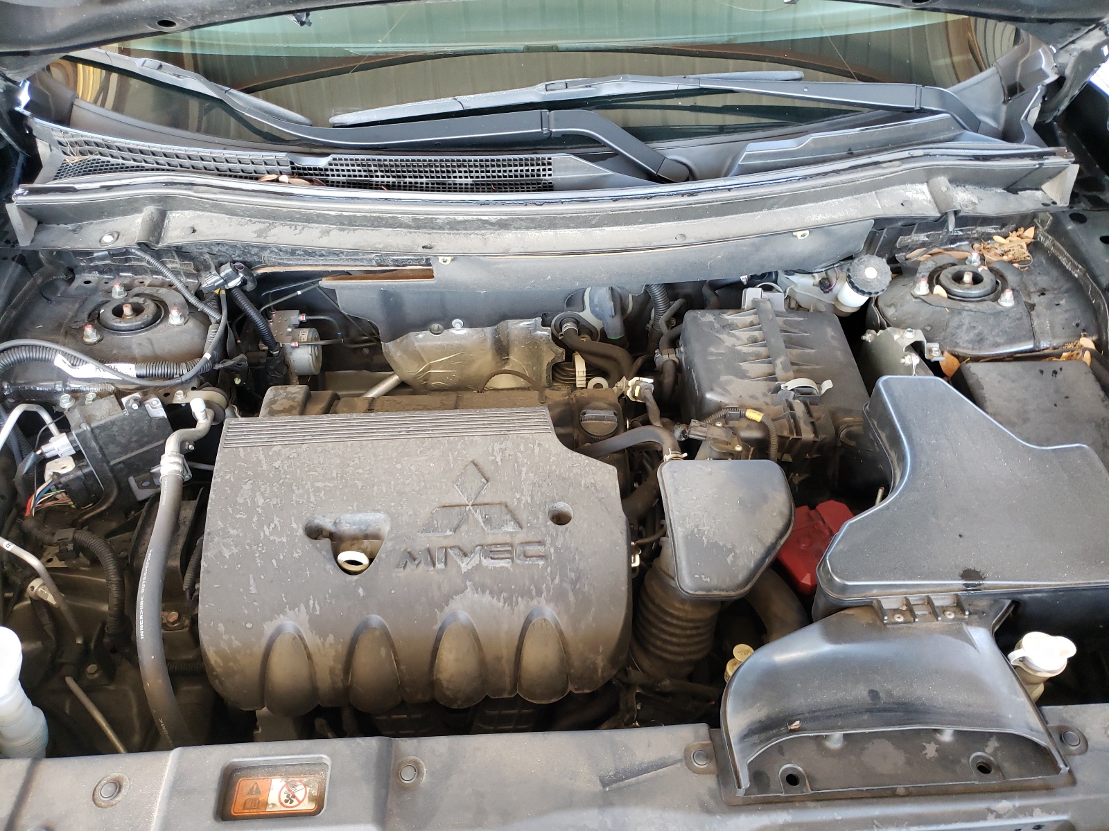 Фото 7 с аукциона – 2017 MITSUBISHI OUTLANDER с VIN JA4AD2A32HZ063387