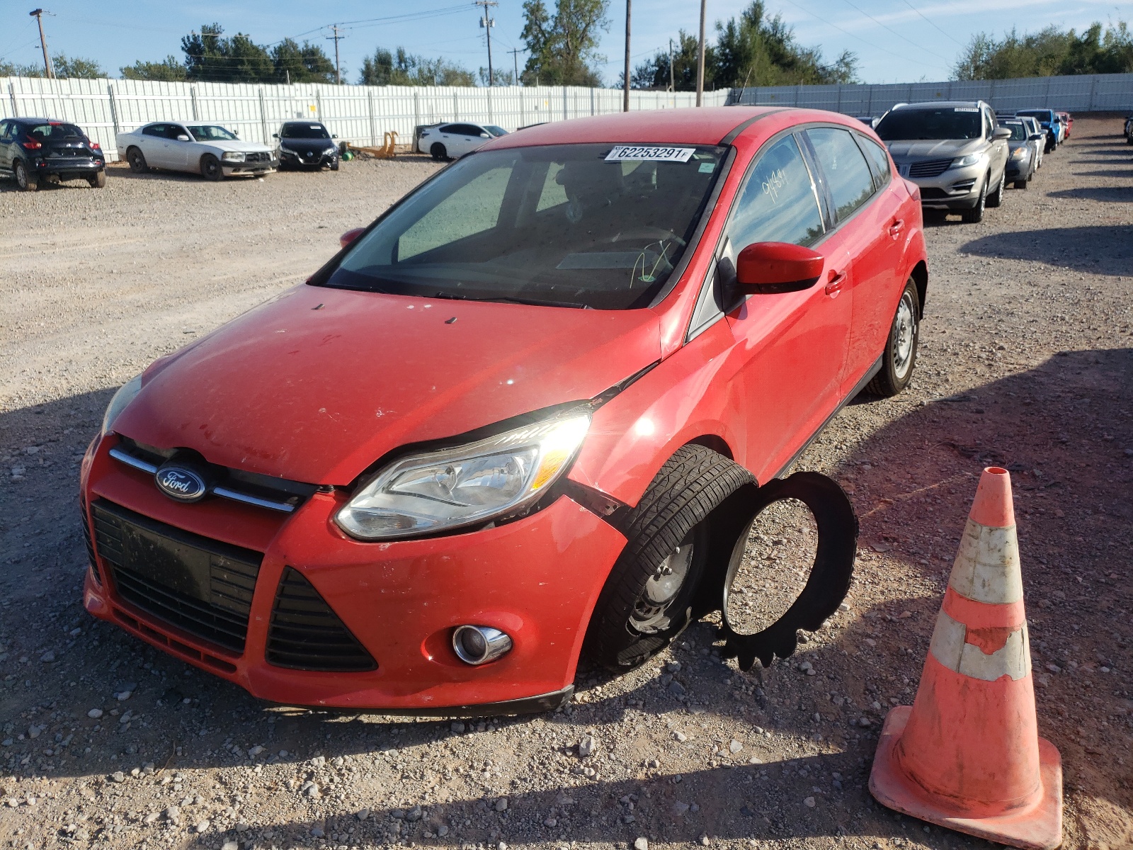صورة رقم 2 من المزاد - 2012 FORD FOCUS SE مع VIN 1FAHP3K20CL338389