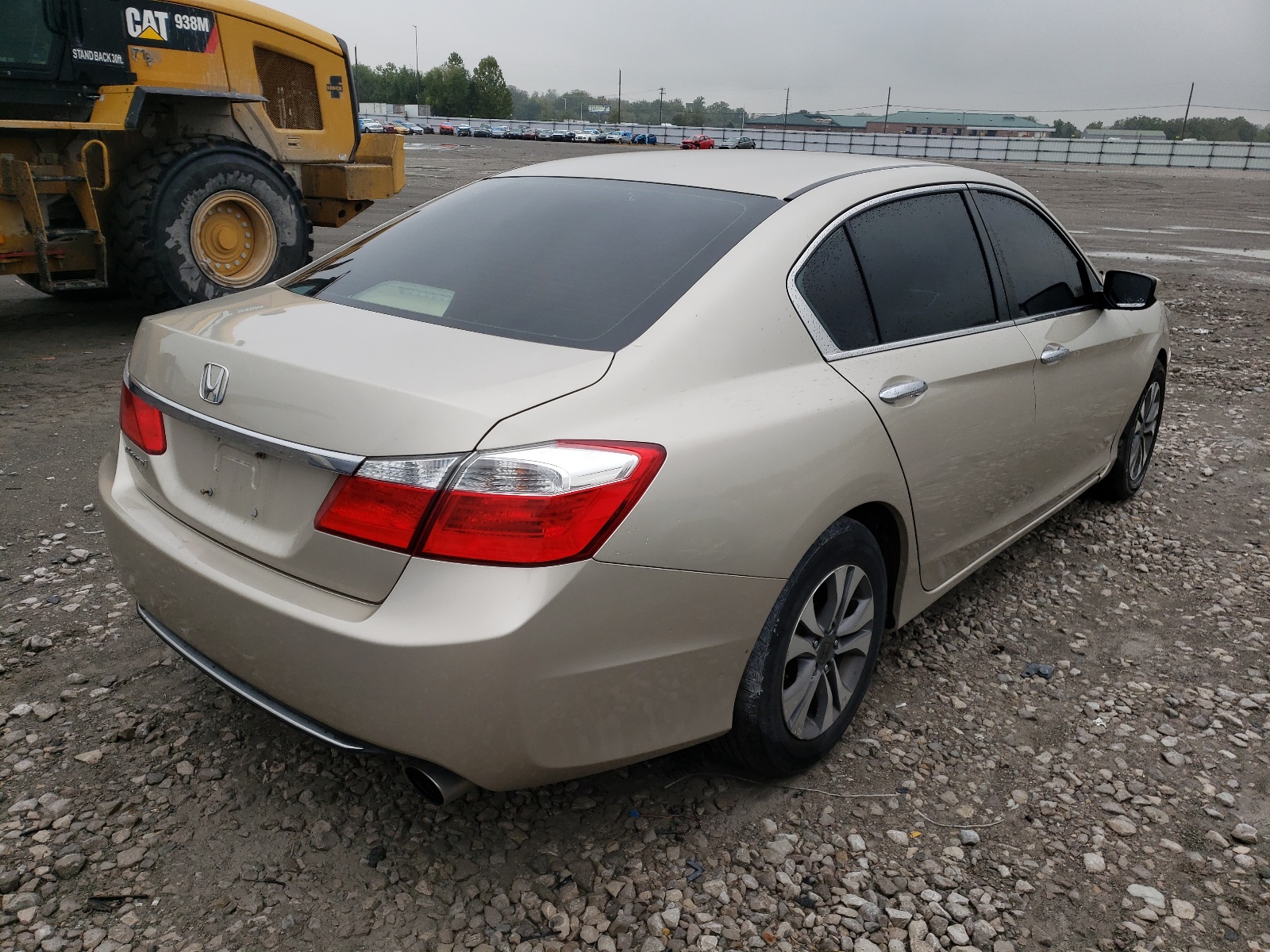 Photo 4 from auction – 2015 HONDA ACCORD LX with VIN 1HGCR2F32FA049317