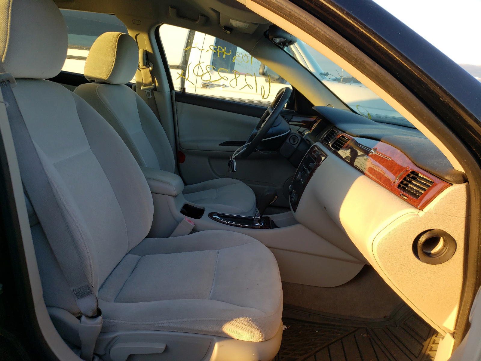 Photo 5 from auction – 2010 CHEVROLET IMPALA LS with VIN 2G1WA5EK2A1165089