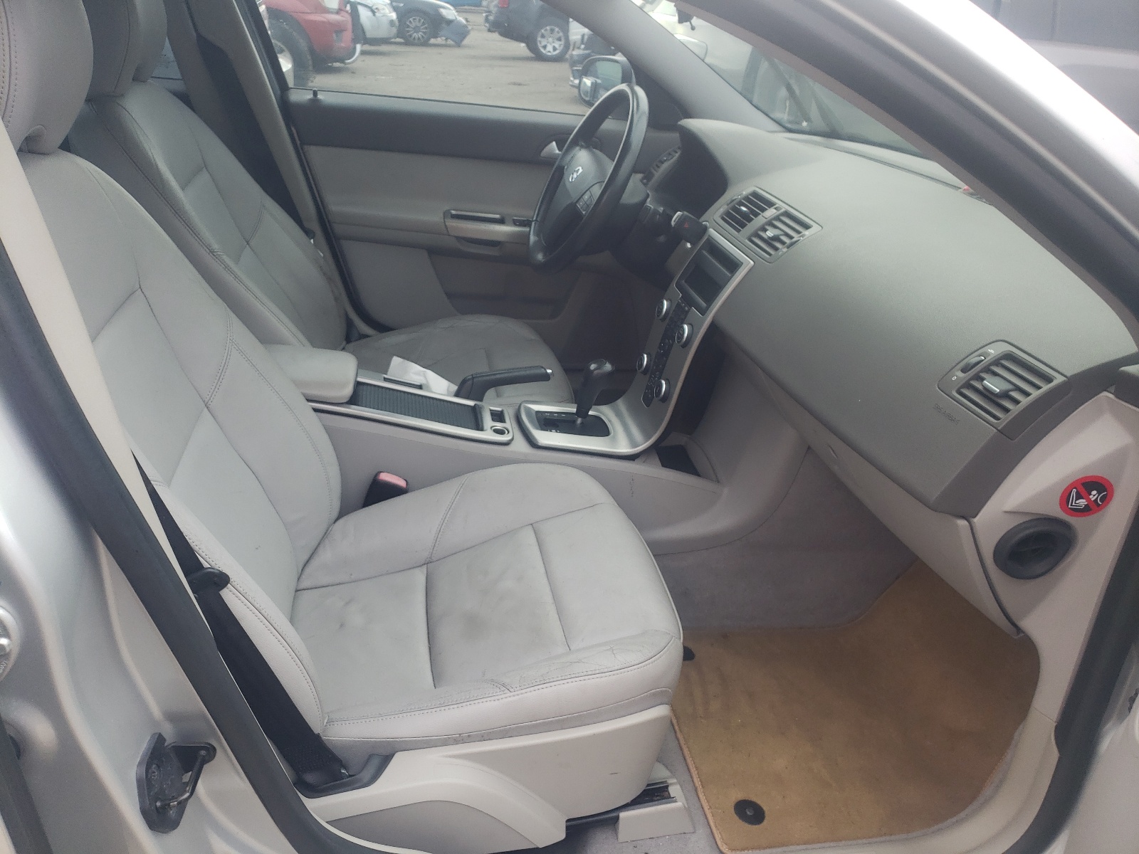 Photo 5 from auction – 2008 VOLVO S40 2.4I with VIN YV1MS382382384806