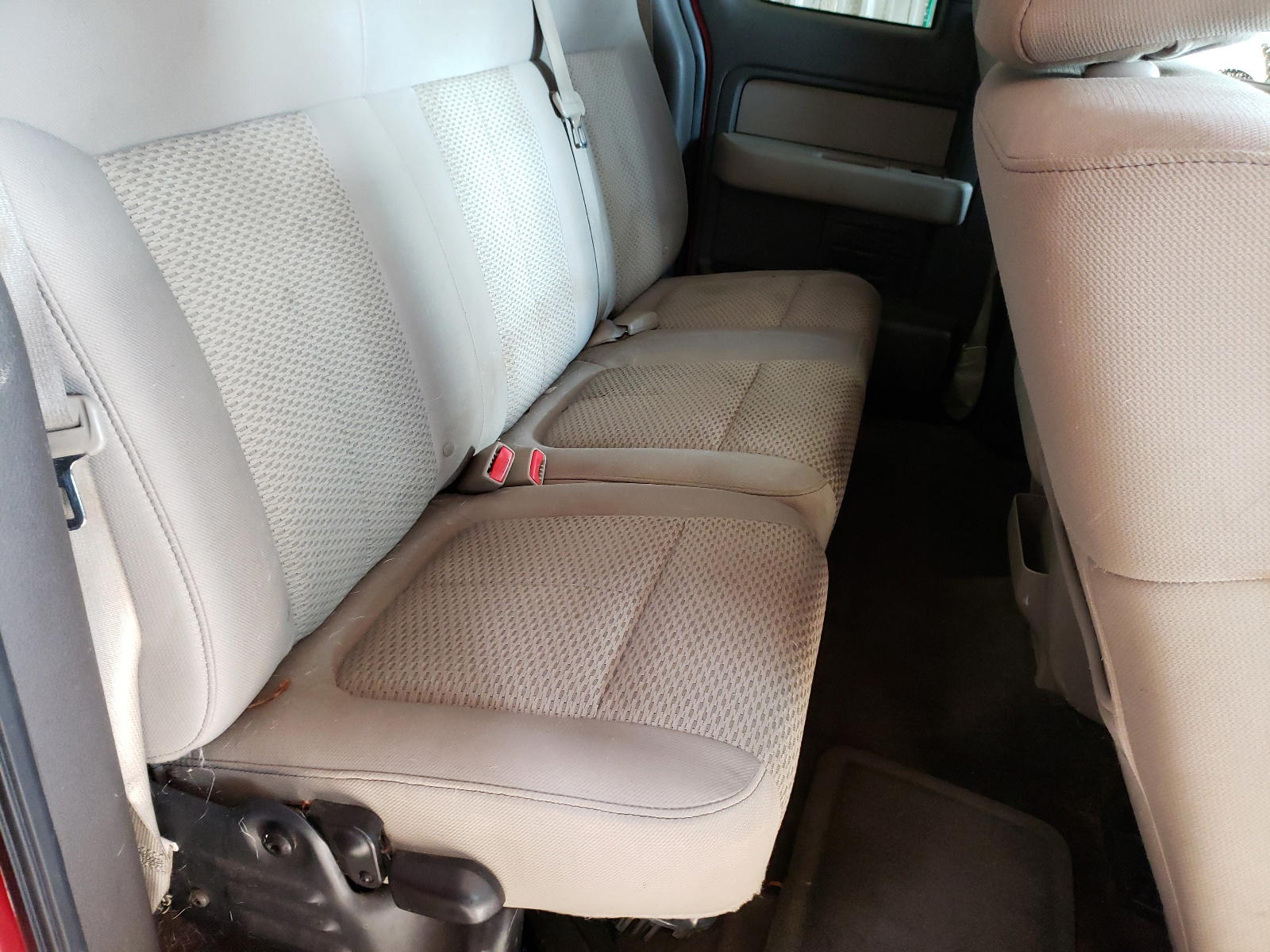 Photo 6 from auction – 2010 FORD F150 SUPER with VIN 1FTFX1EV4AFD51637