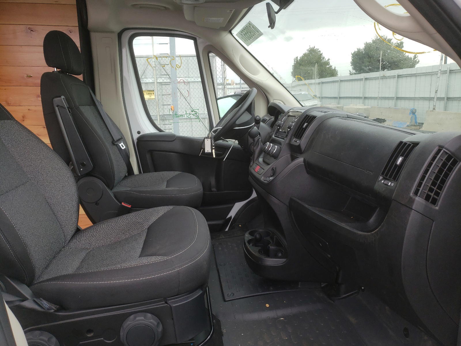 Photo 5 from auction – 2021 RAM PROMASTER with VIN 3C6LRVDG7ME513080