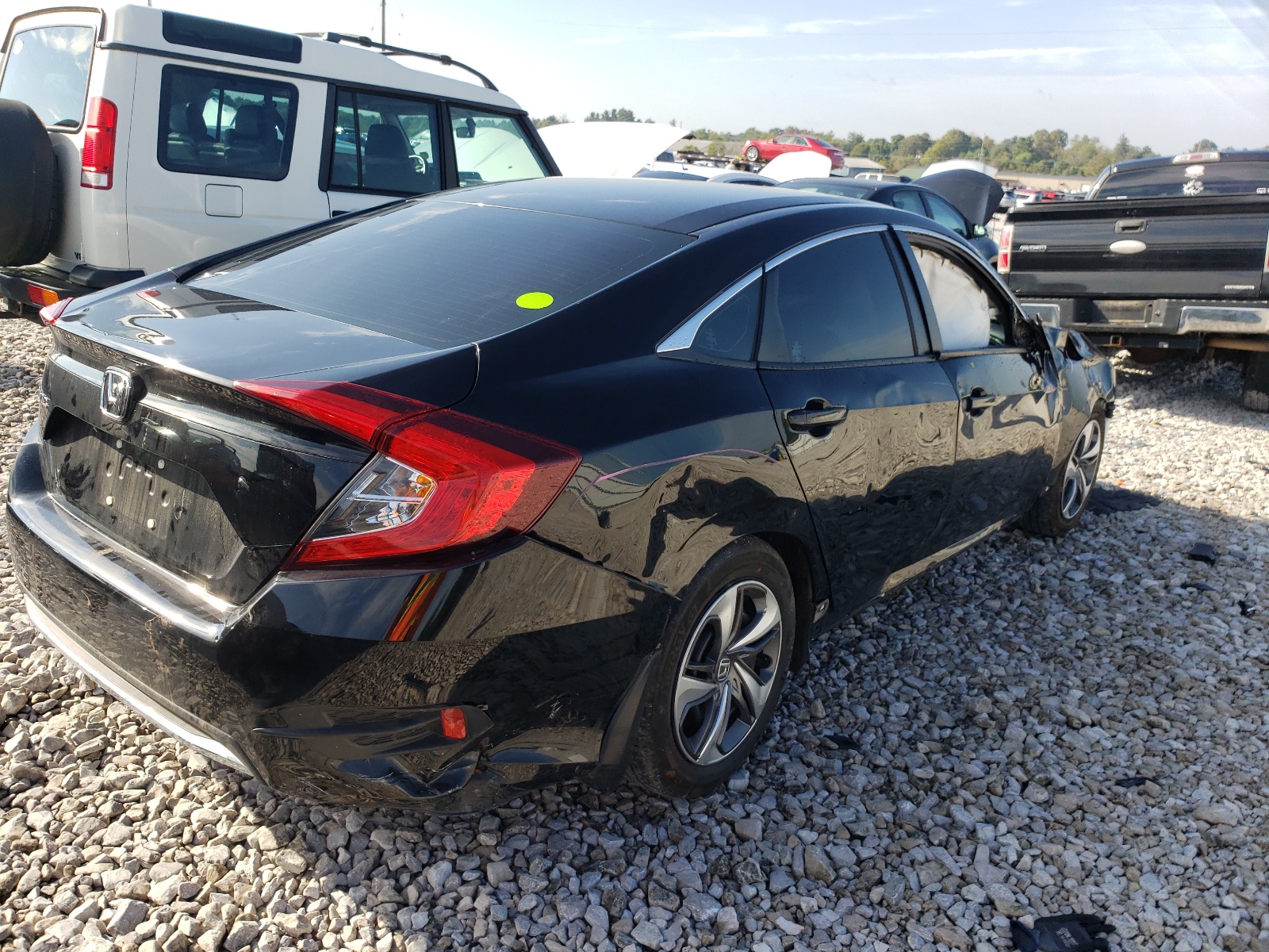 Photo 4 from auction – 2019 HONDA CIVIC LX with VIN 2HGFC2F68KH516079
