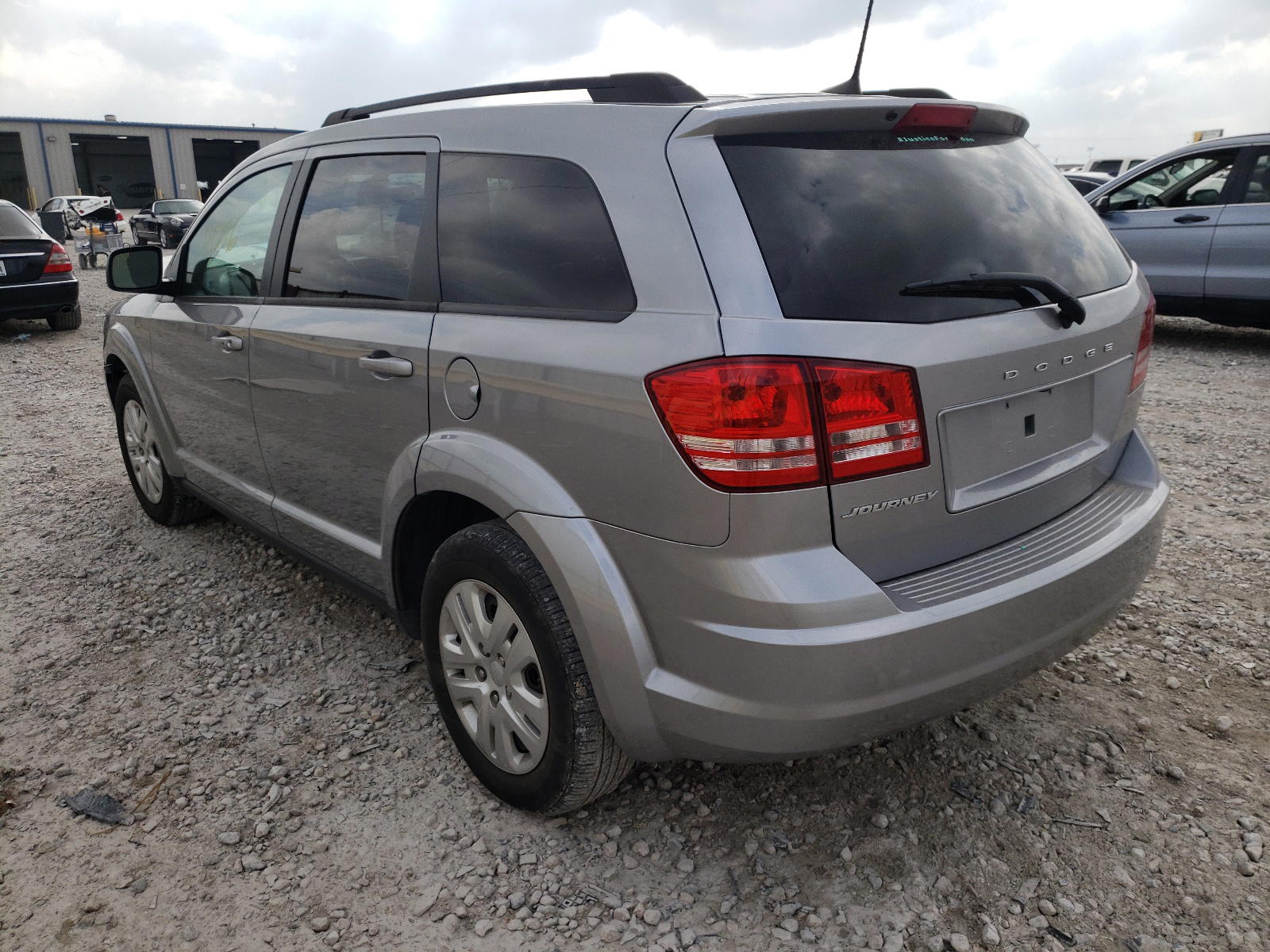 Photo 3 from auction – 2018 DODGE JOURNEY SE with VIN 3C4PDCAB5JT427652