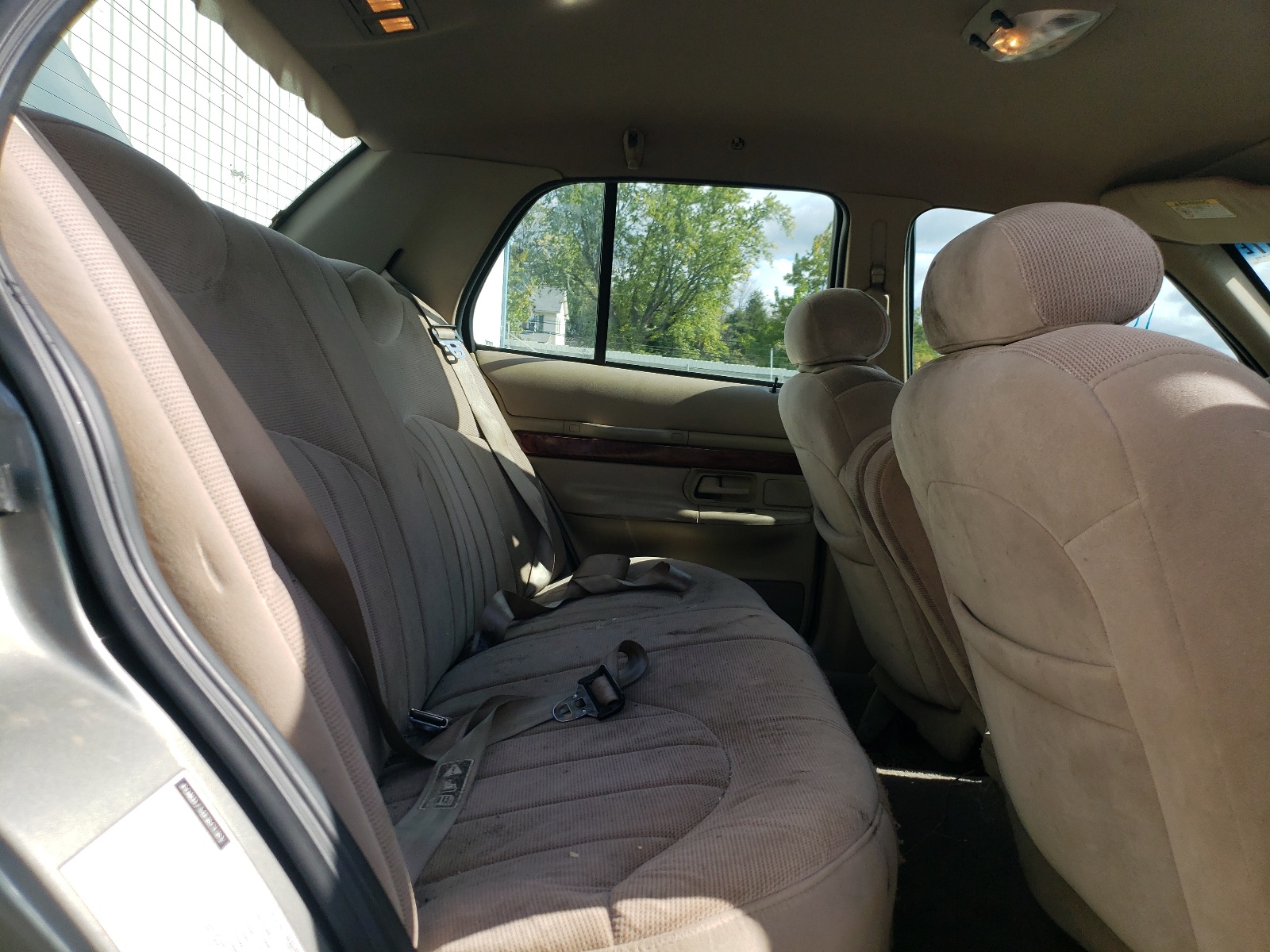 Photo 6 from auction – 2000 MERCURY GRAND MARQ with VIN 2MEFM74W6YX661758