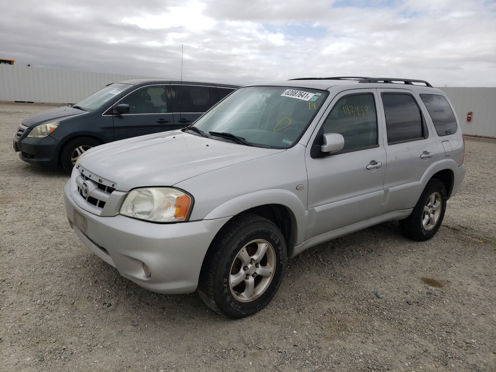 Zdjęcie 2 z aukcji – 2005 MAZDA TRIBUTE I z VIN 4F2YZ02Z65KM33788
