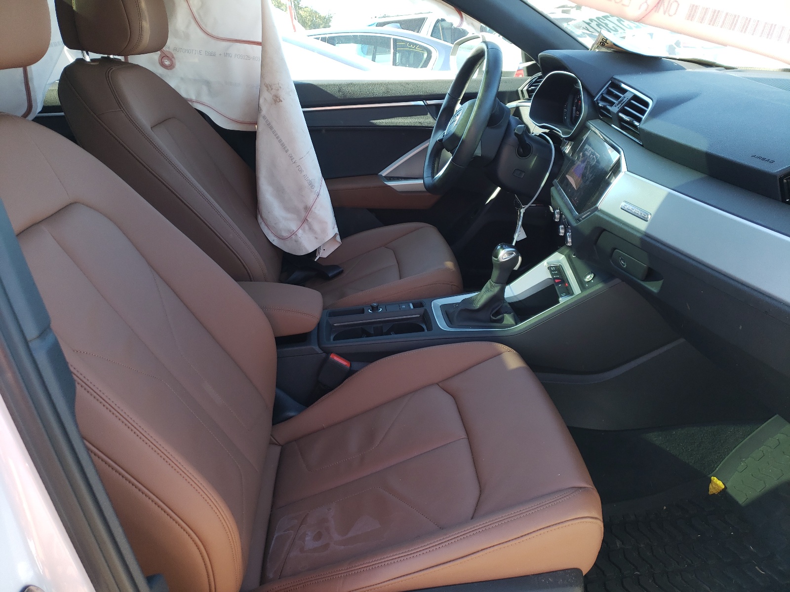 Photo 5 from auction – 2021 AUDI Q3 PREMIUM with VIN WA1AUCF30M1109130
