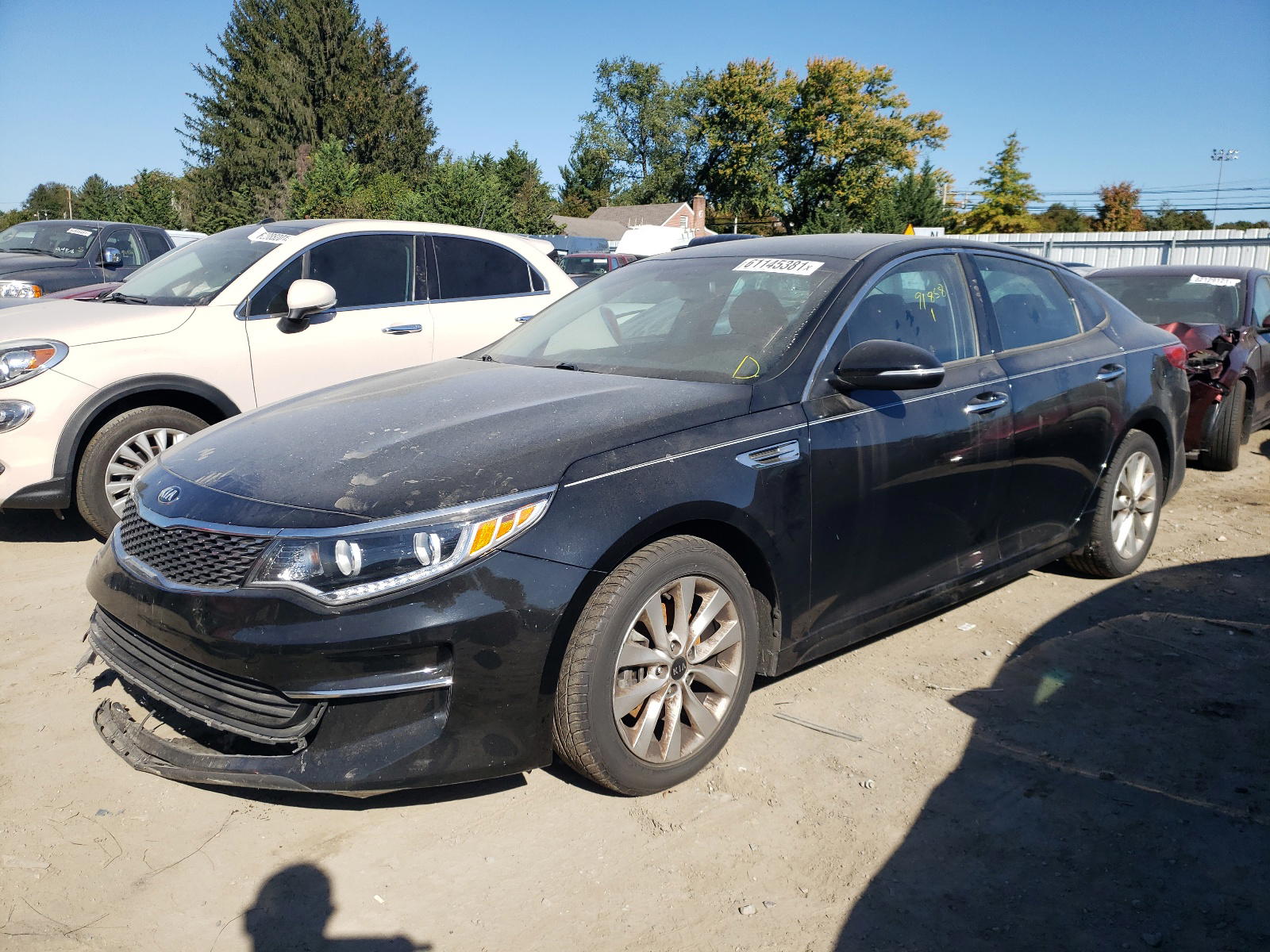 Photo 2 from auction – 2016 KIA OPTIMA EX with VIN 5XXGU4L30GG053872