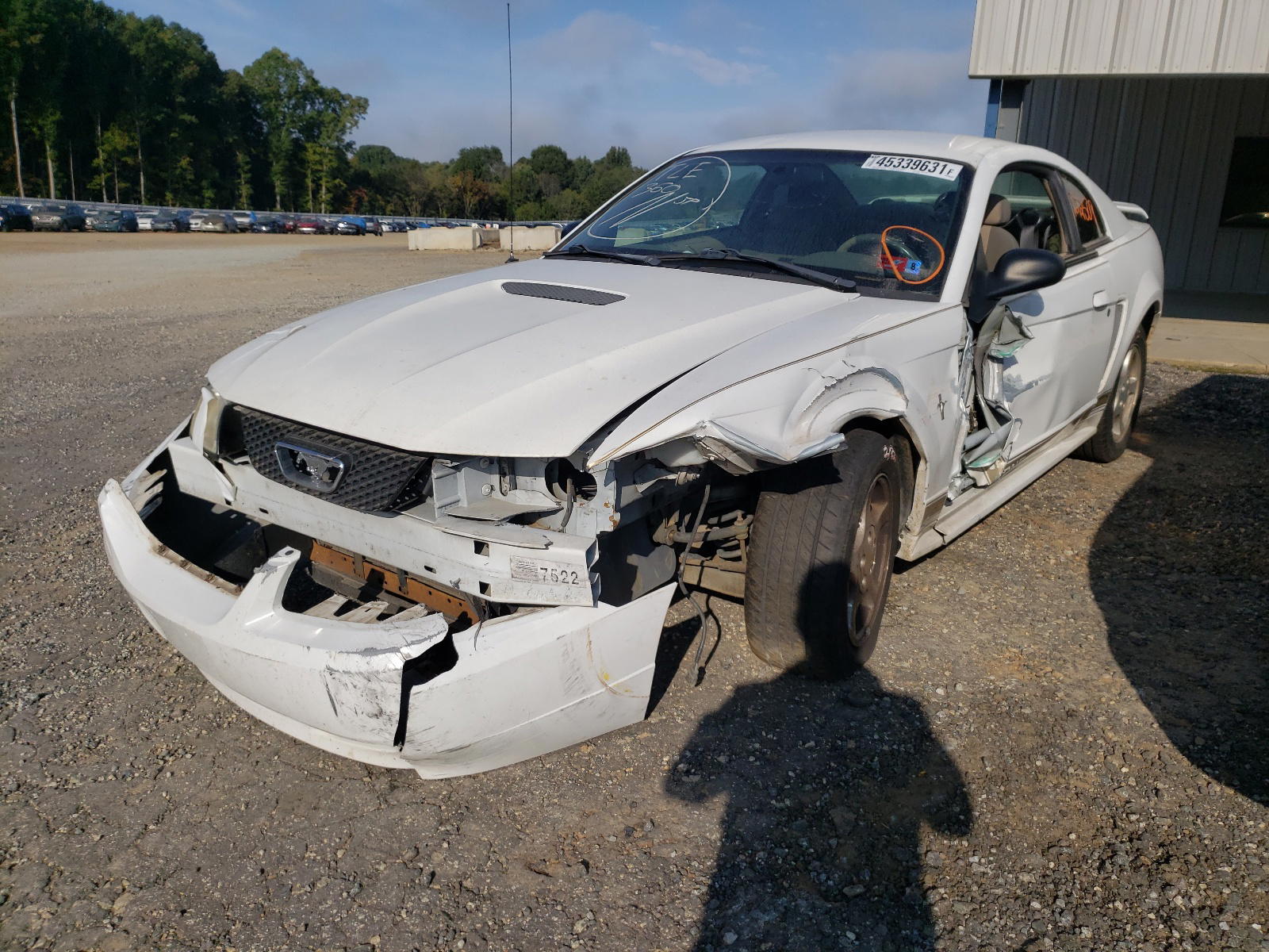 Photo 2 from auction – 2002 FORD MUSTANG with VIN 1FAFP404X2F155161