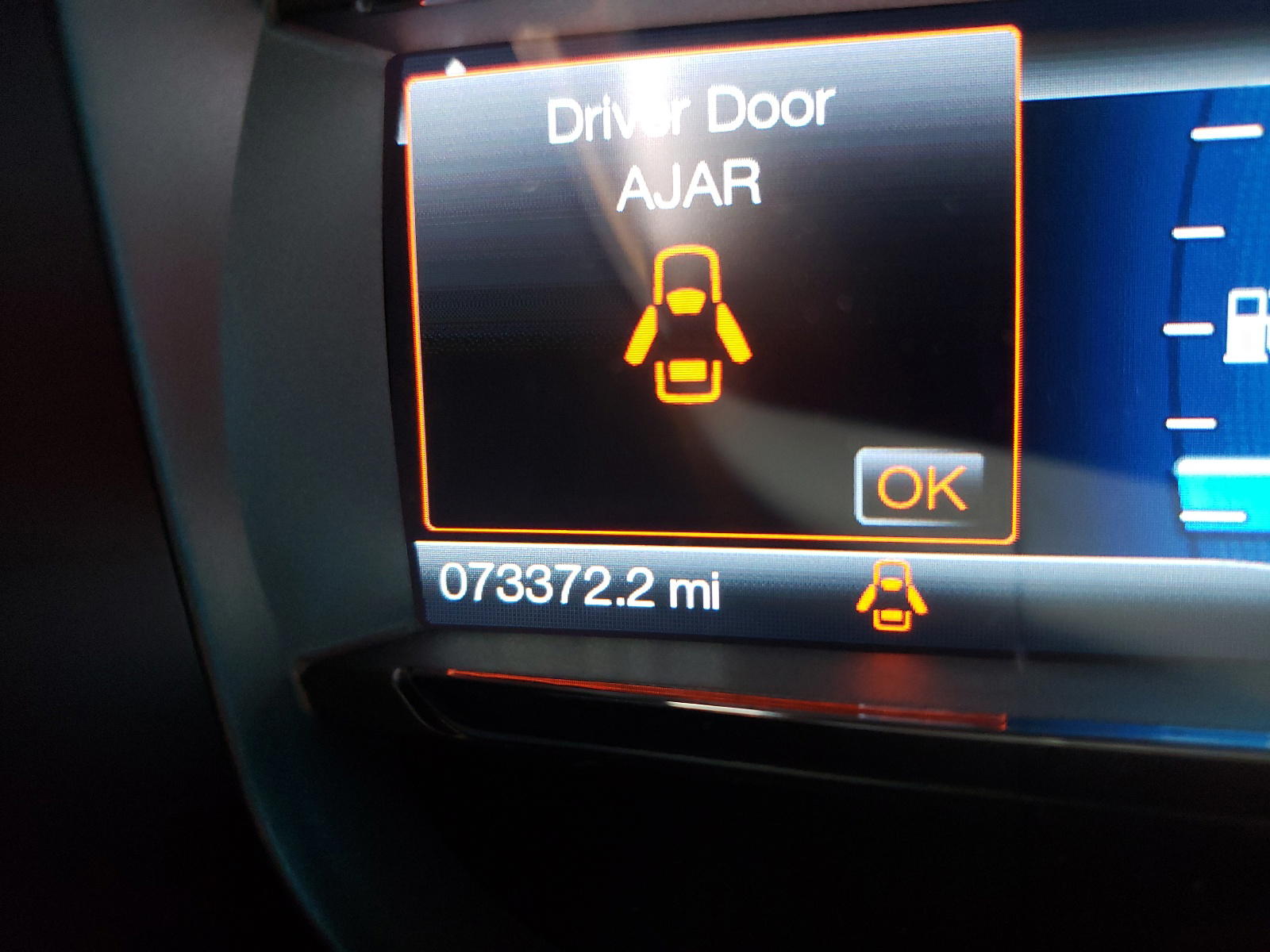 Photo 8 from auction – 2016 FORD TAURUS LIM with VIN 1FAHP2F8XGG114246