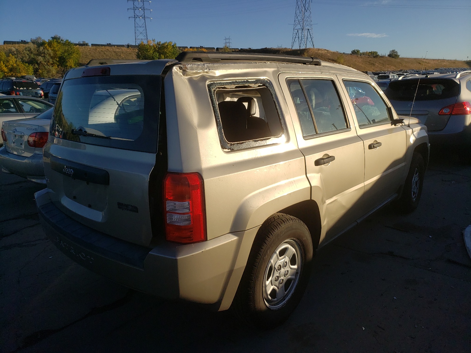 Photo 4 from auction – 2009 JEEP PATRIOT SP with VIN 1J4FF28B99D193761