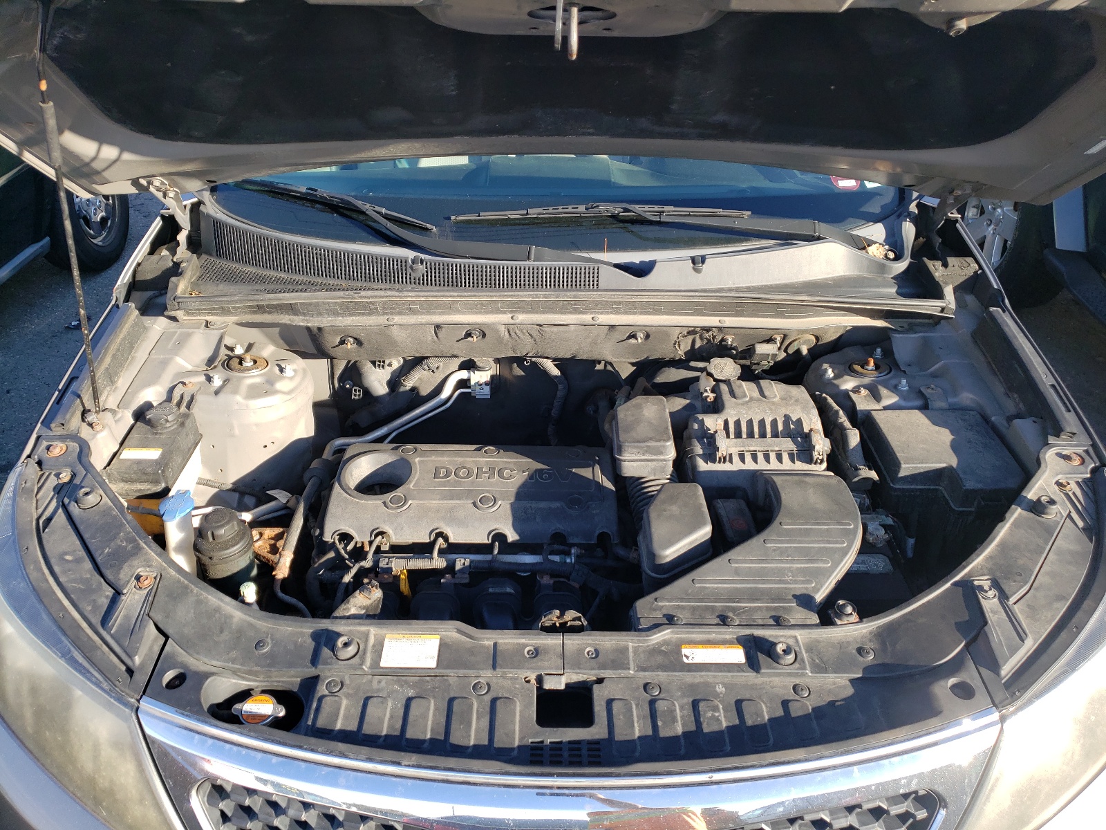 Photo 7 from auction – 2011 KIA SORENTO BA with VIN 5XYKTCA12BG018828