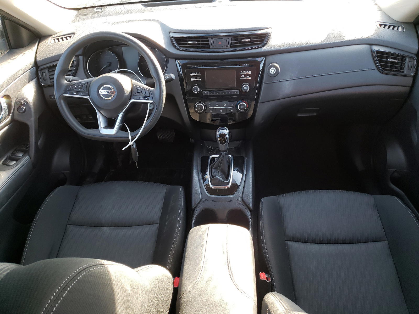 Photo 9 from auction – 2017 NISSAN ROGUE S with VIN KNMAT2MV2HP522936