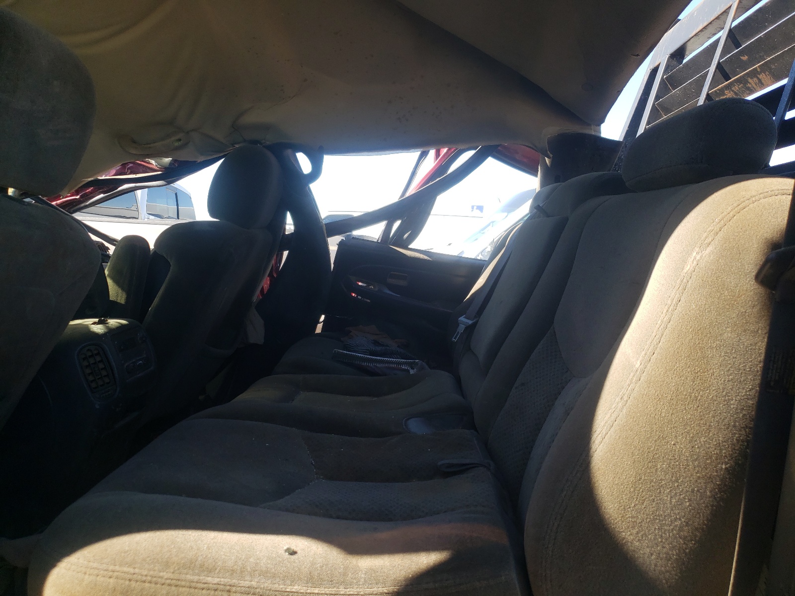 Photo 6 from auction – 2005 CHEVROLET SILVERADO with VIN 1GCJK332X5F904181