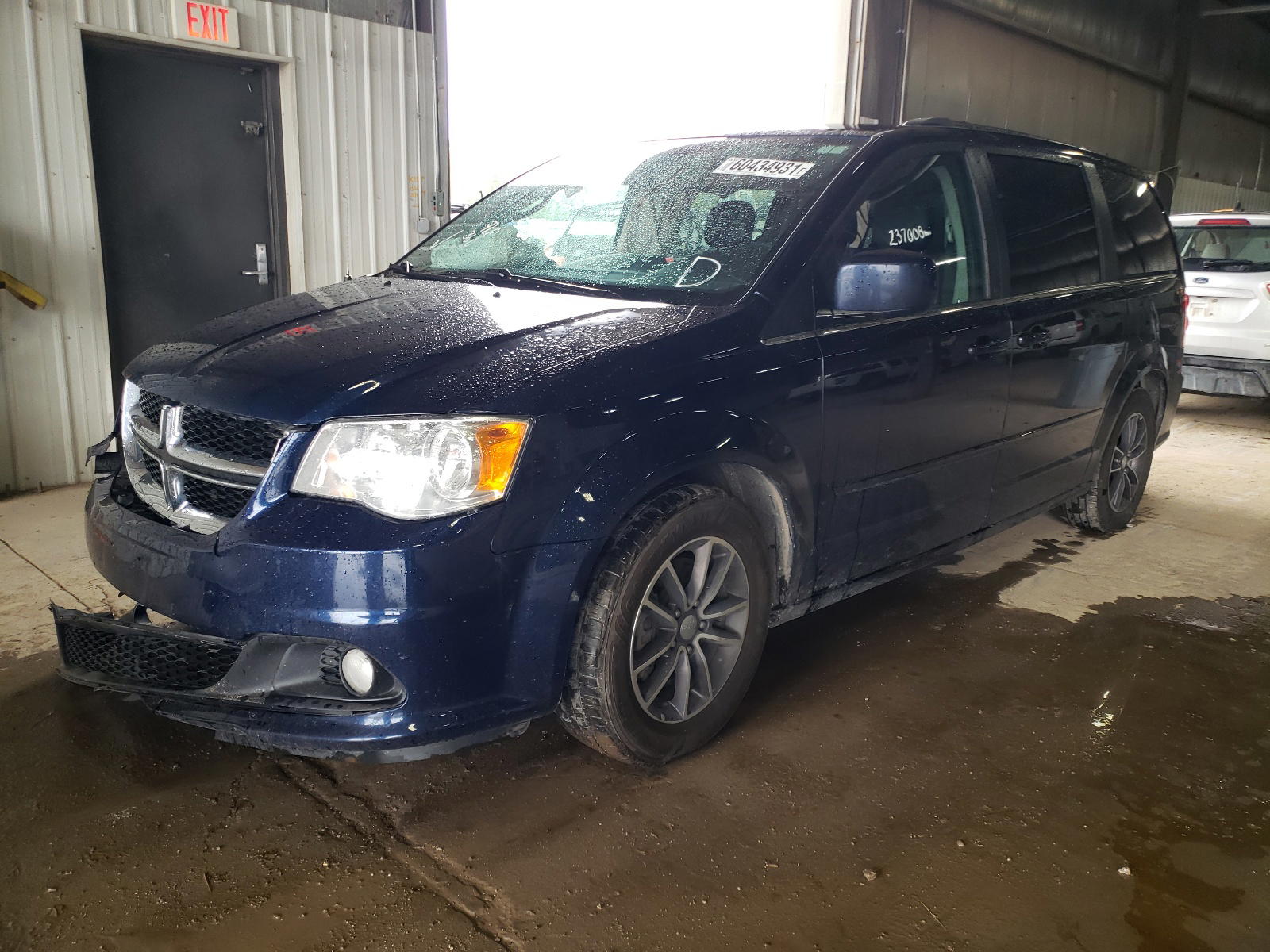 Photo 2 from auction – 2017 DODGE GRAND CARA with VIN 2C4RDGCG9HR732111