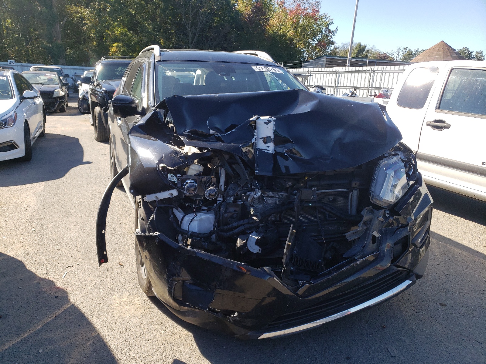 Photo 9 from auction – 2017 NISSAN ROGUE S with VIN 5N1AT2MT8HC859516
