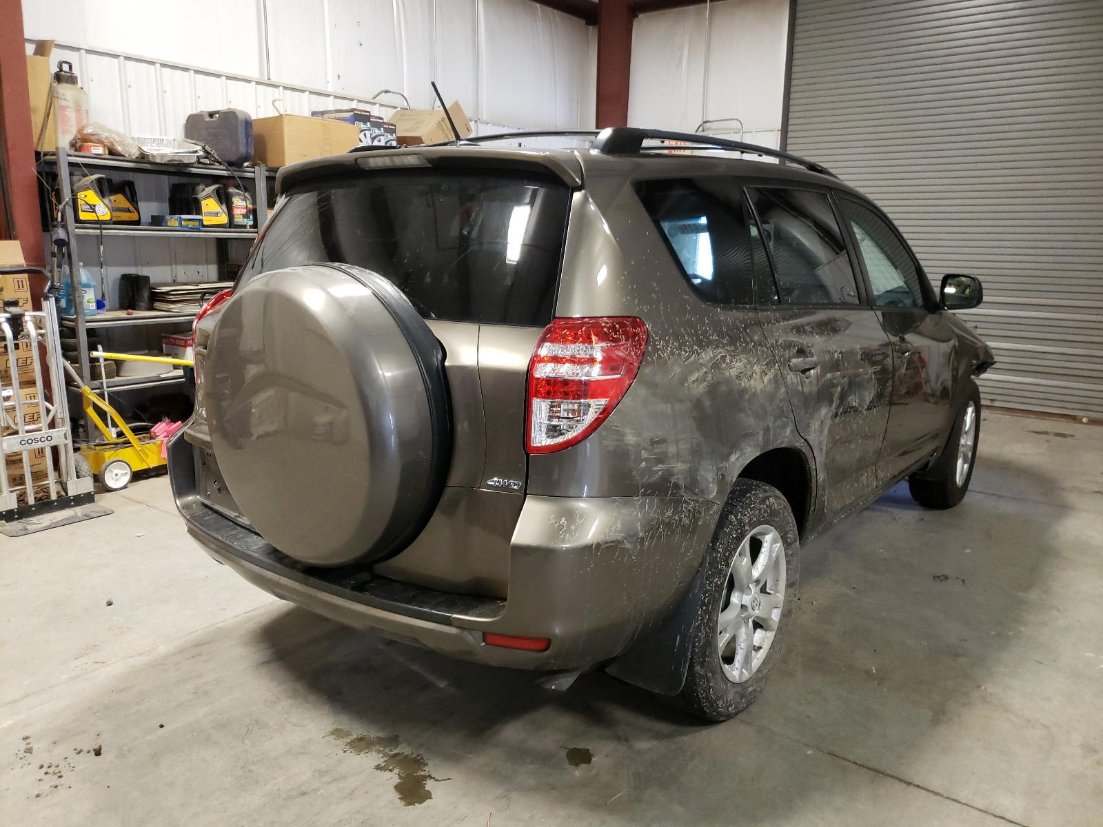 Photo 4 from auction – 2011 TOYOTA RAV4 with VIN 2T3BF4DV6BW088538