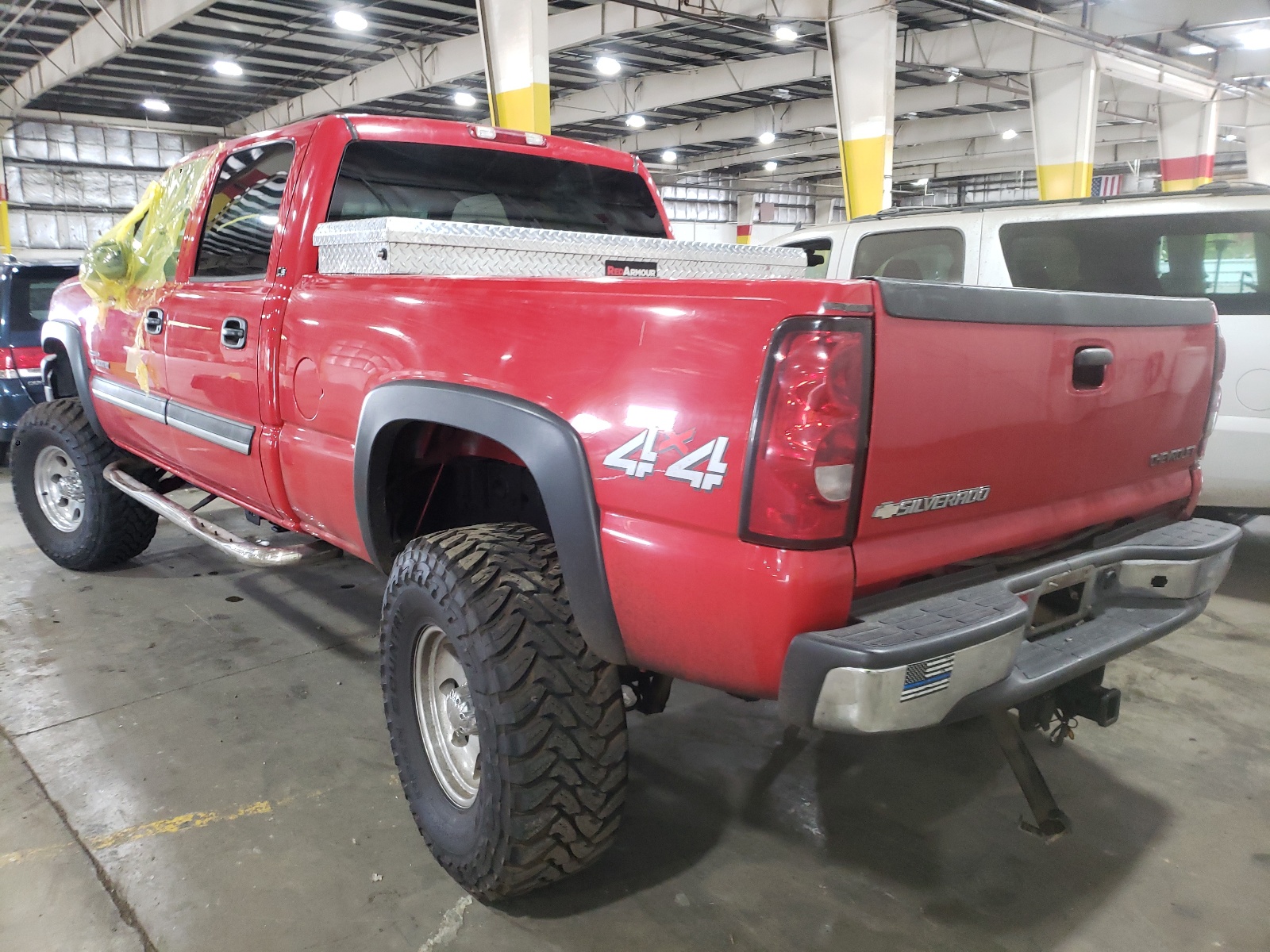 Photo 3 from auction – 2004 CHEVROLET SILVERADO with VIN 1GCHK23114F142101