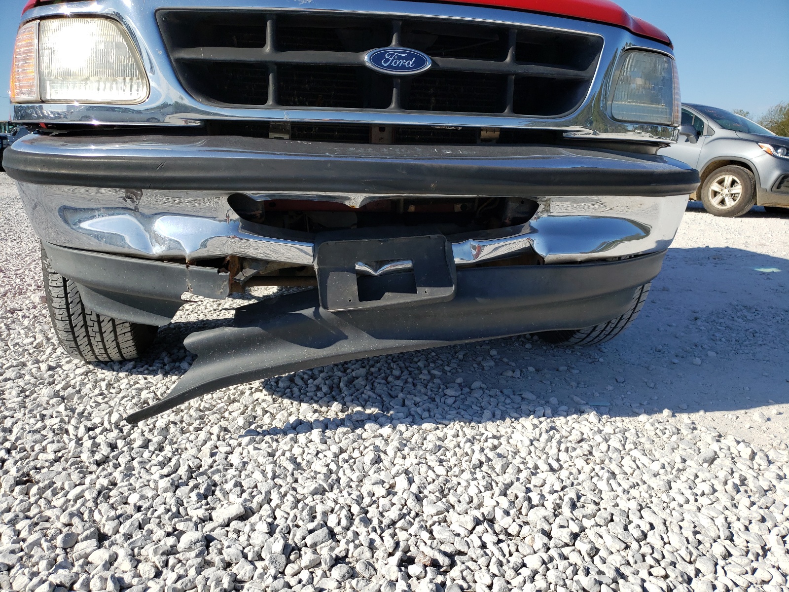 Photo 9 from auction – 1998 FORD F-150 with VIN 1FTRF07L3WKB08874