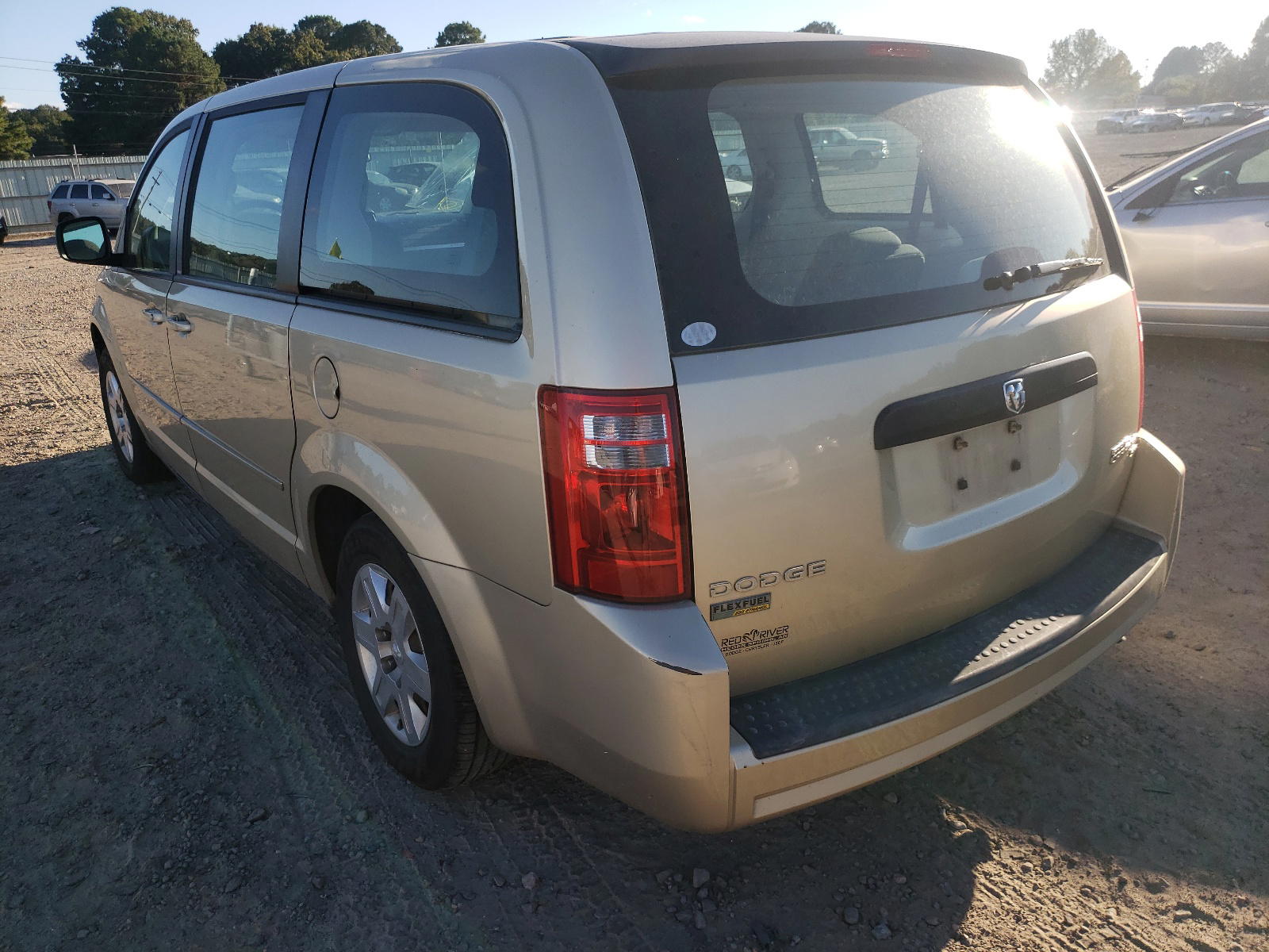 Photo 3 from auction – 2010 DODGE GRAND CARA with VIN 2D4RN4DE5AR356184