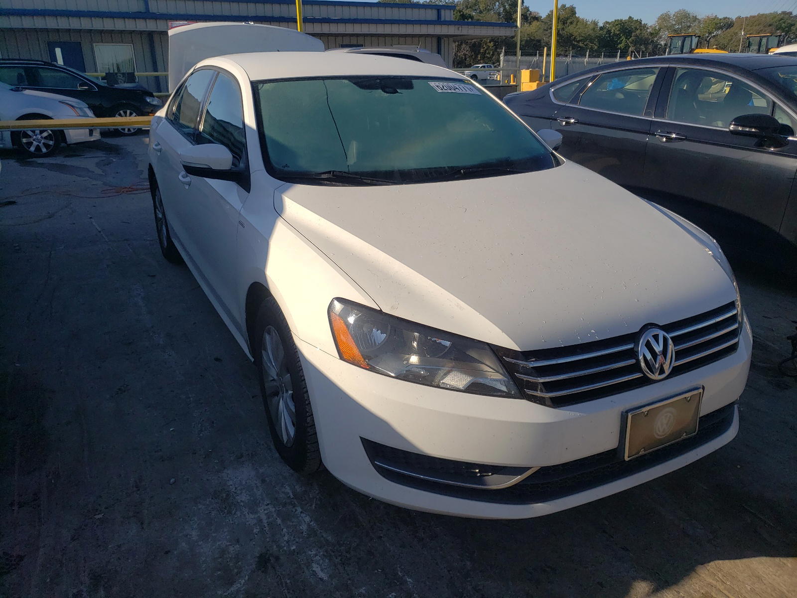 VOLKSWAGEN PASSAT S 2014 with VIN 1VWAP7A36EC021925 - Photo from auction