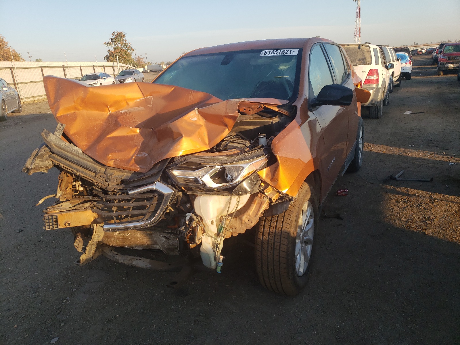 Photo 2 from auction – 2018 CHEVROLET EQUINOX LS with VIN 2GNAXHEV2J6304045