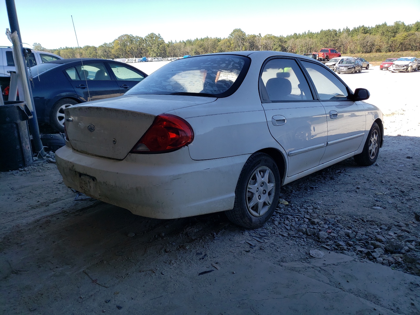 Photo 4 from auction – 2002 KIA SPECTRA BA with VIN KNAFB121325129918