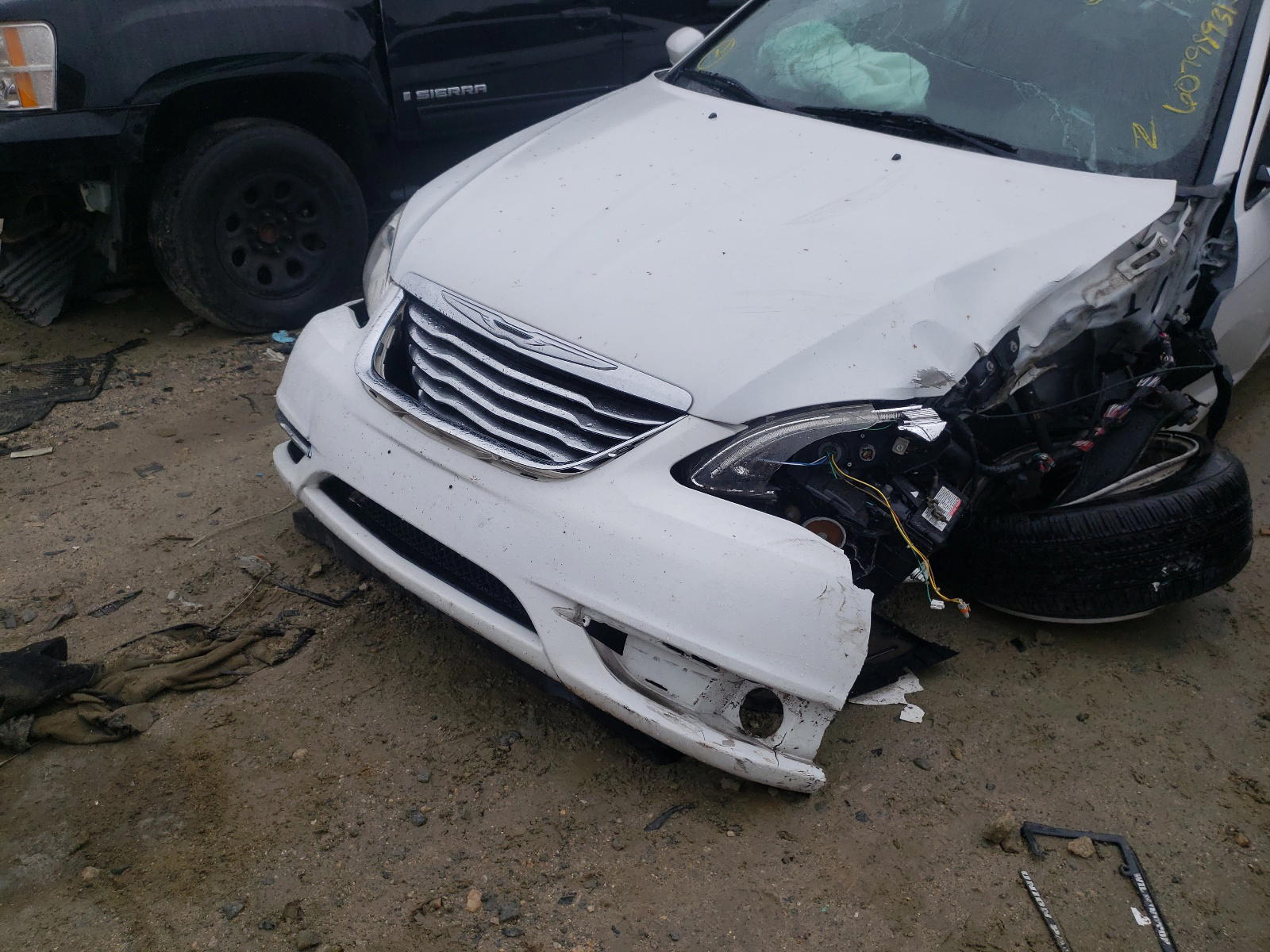 Photo 9 from auction – 2012 CHRYSLER 200 TOURIN with VIN 1C3CCBBB1CN298262